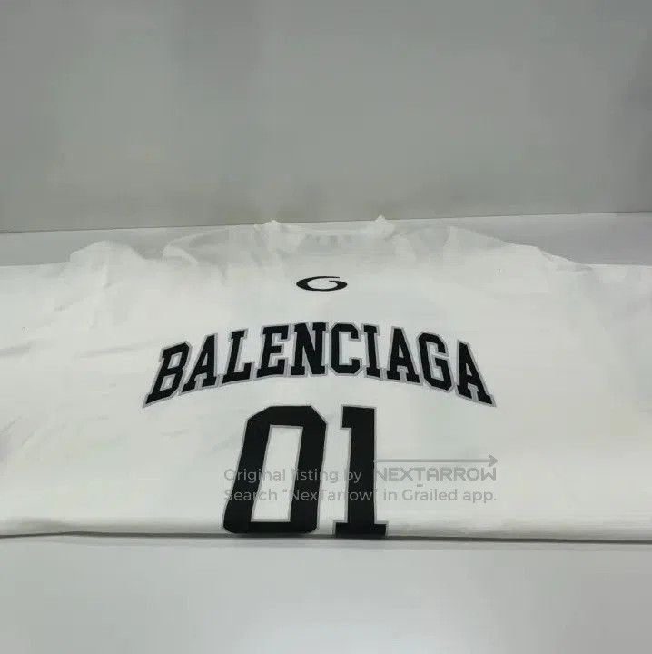 Balenciaga Balenciaga SS25 Basketball Loose-Fit Short Sleeve T-Shirt. Size US L / EU 52-54 / 3 - 4 Thumbnail