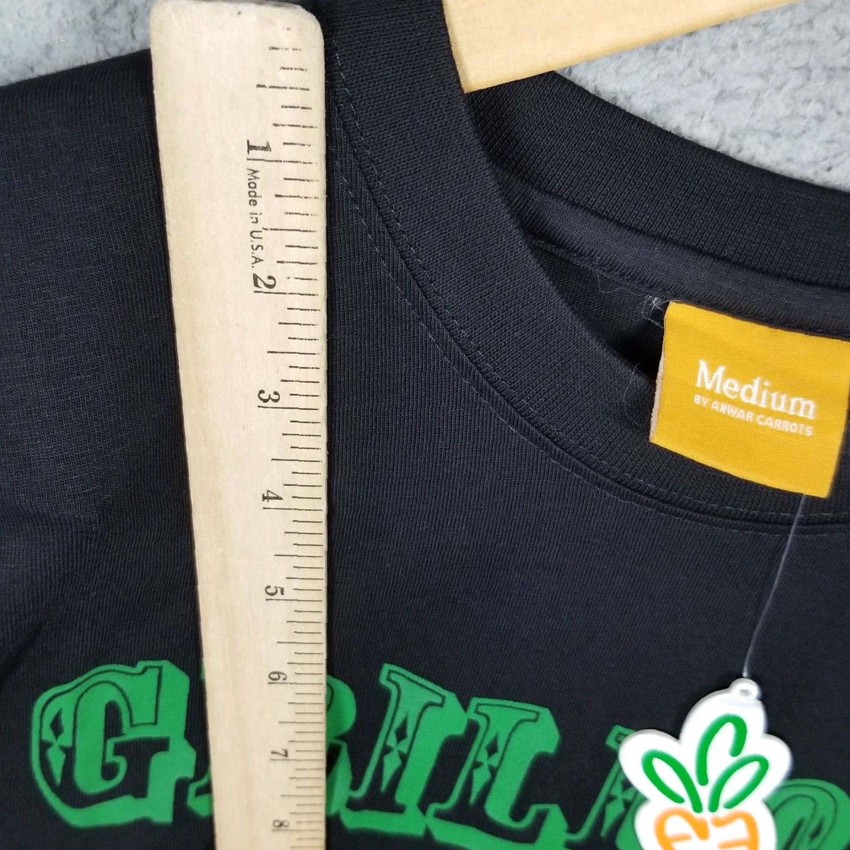 Carrots by Anwar Carrots Carrots By Anwar Carrots T-Shirt Men's Medium Black Graphic Designer Streetwear Size US M / EU 48-50 / 2 - 5 Thumbnail