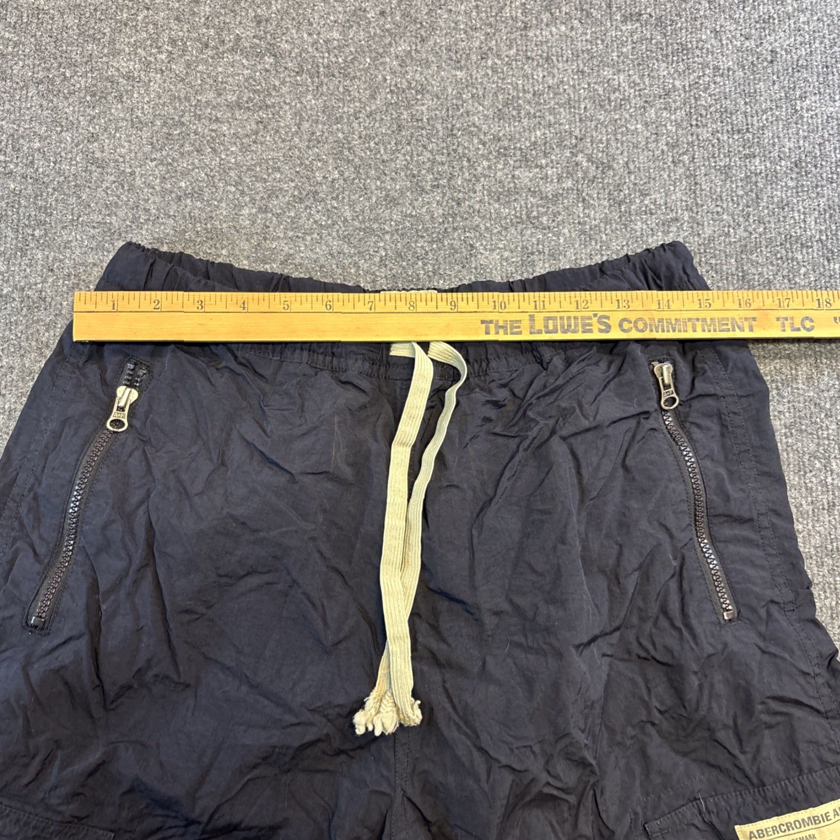 Abercrombie & Fitch VINTAGE Abercrombie & Fitch Parachute Track Pants Men’s S Black Pants Mens Small Black Track Pants Vintage Parachute Activewear S Size US 29 - 4 Thumbnail