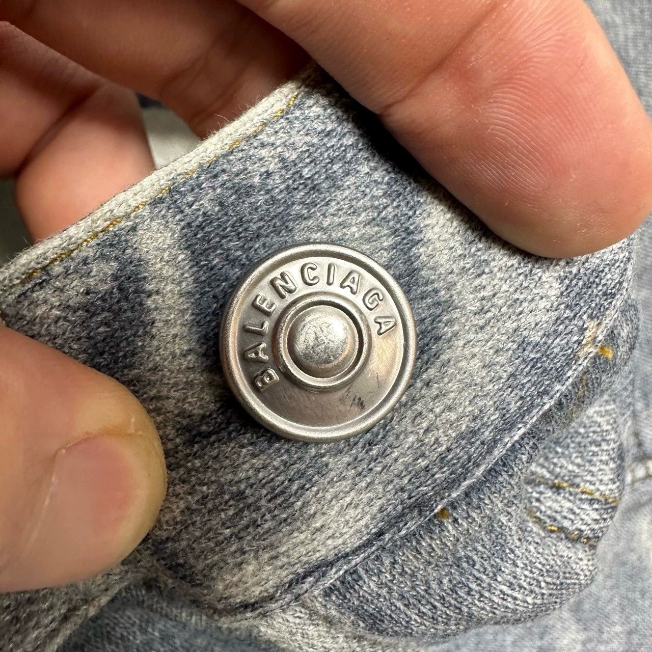 Balenciaga balenciaga 3d printed distressed denim pants Size US 26 / EU 42 - 5 Thumbnail