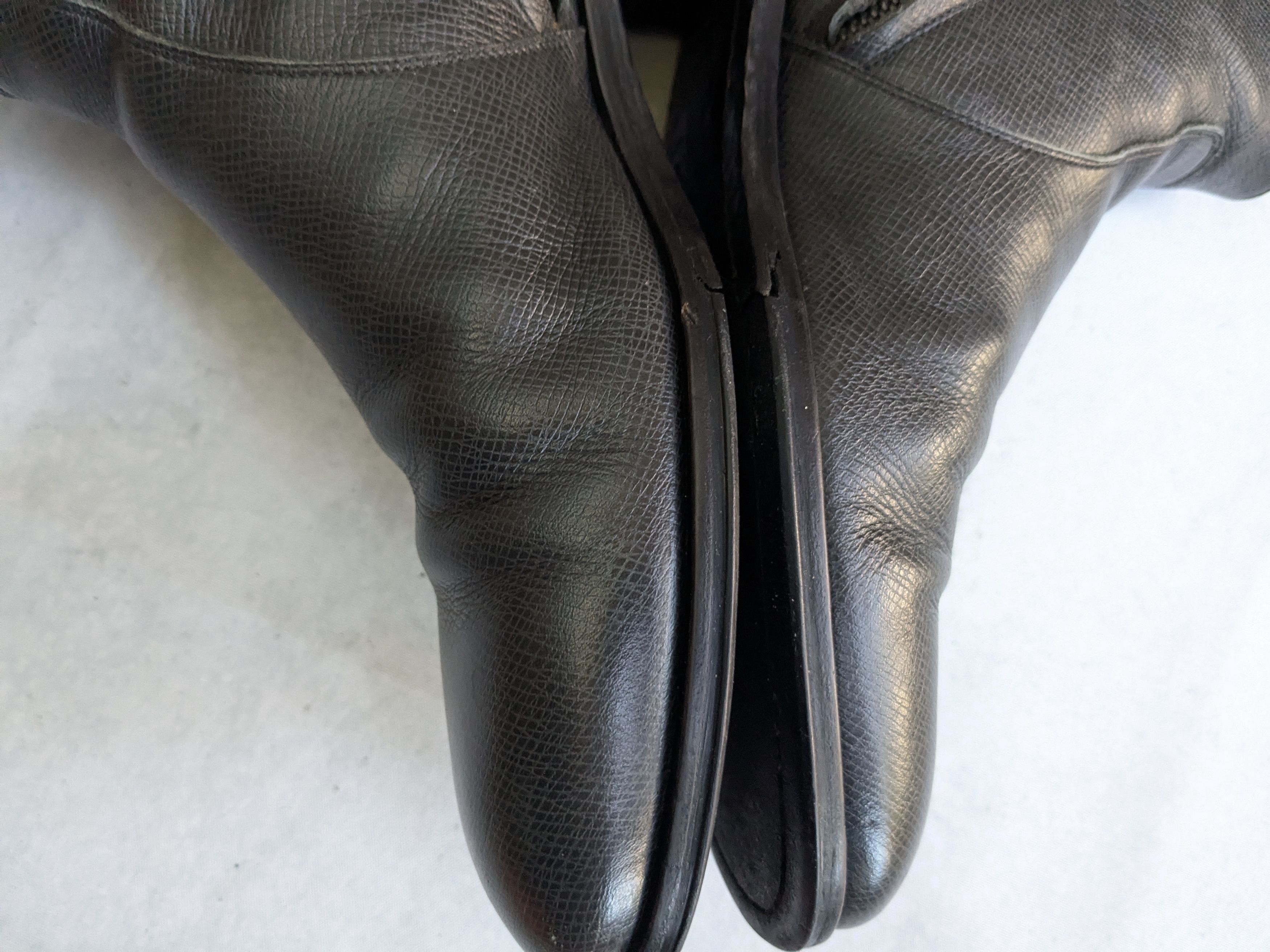 Louis Vuitton Louis Vuitton Side Zip Boots Gray Black Leather 8 Chelsea Size US 8 / EU 41 - 9 Thumbnail