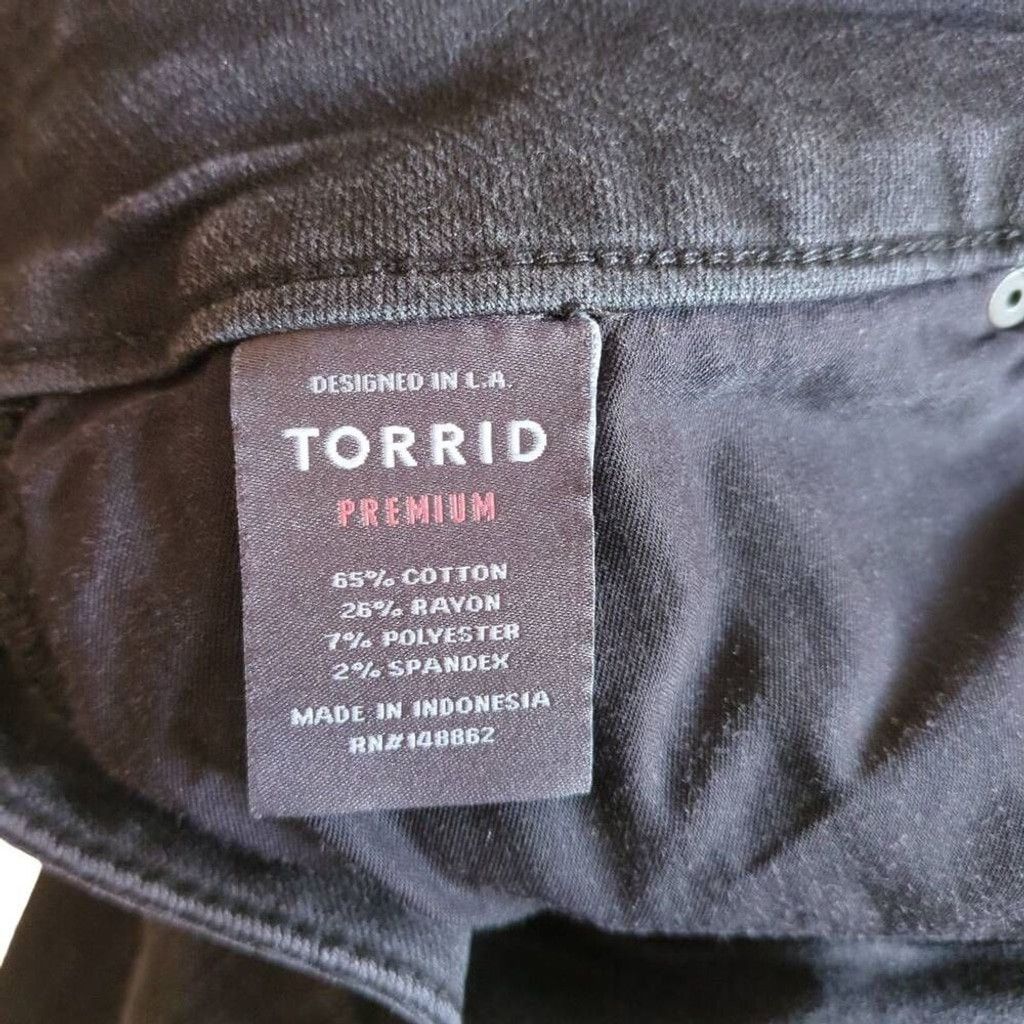 Torrid Torrid Women's S-22R Distressed Black Skinny Jeans Stretch Size 34" / US 12 / IT 48 - 4 Thumbnail