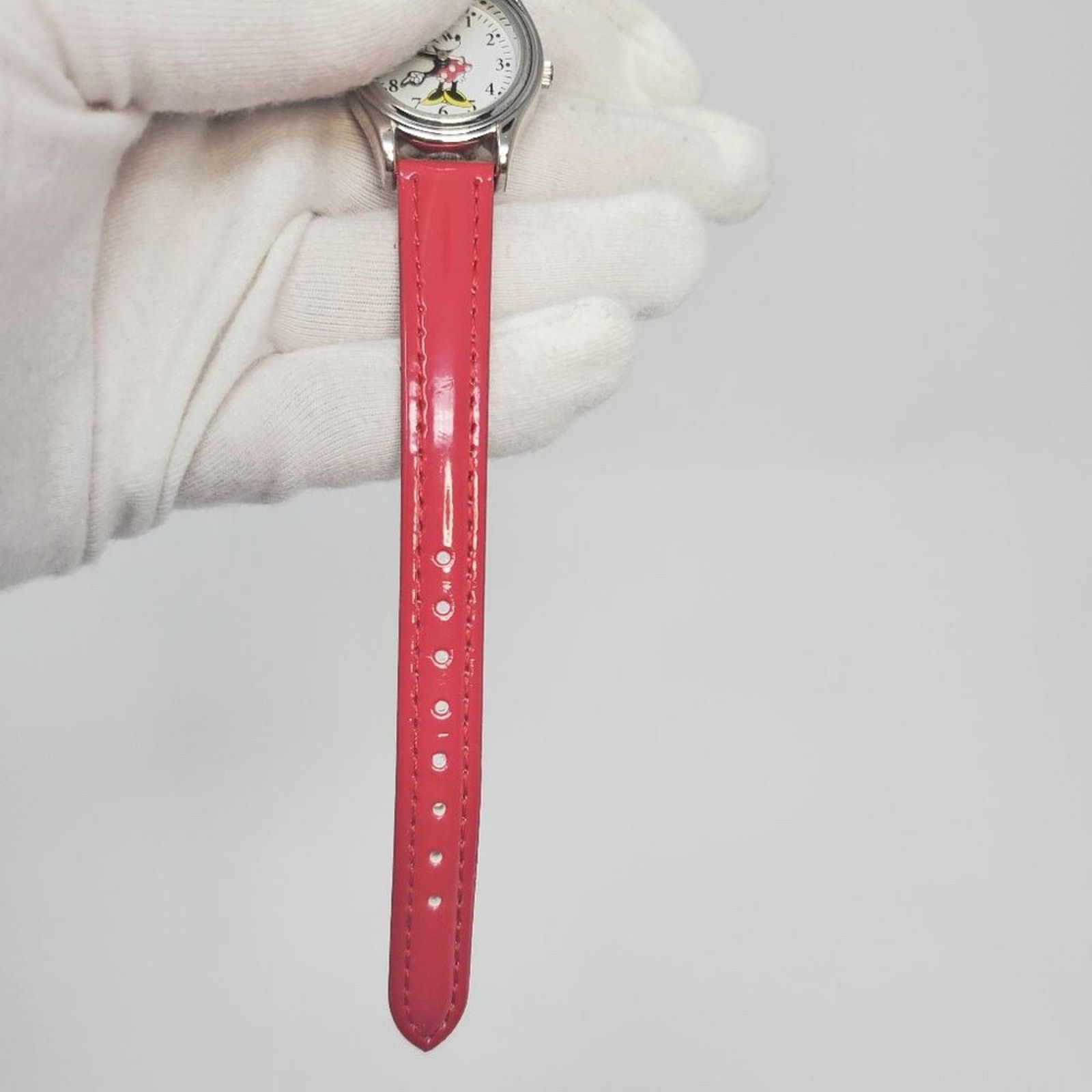 Vintage Disney Minnie Mouse Red Band Silver-toned Watch