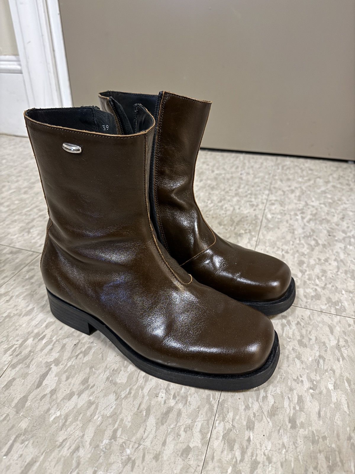 Our legacy camion boot in olive