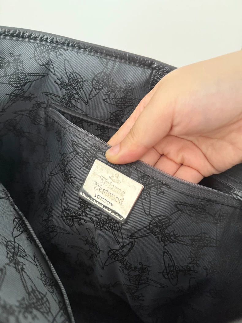 Vivienne Westwood Vivienne Westwood size os Orange checkered text graffiti ba Size ONE SIZE - 9 Thumbnail