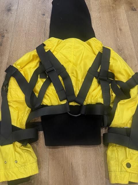 Dolce & Gabbana Dolce and Gabbana FW2003 bondage strap puffer jacket Size S / US 4 / IT 40 - 6 Thumbnail