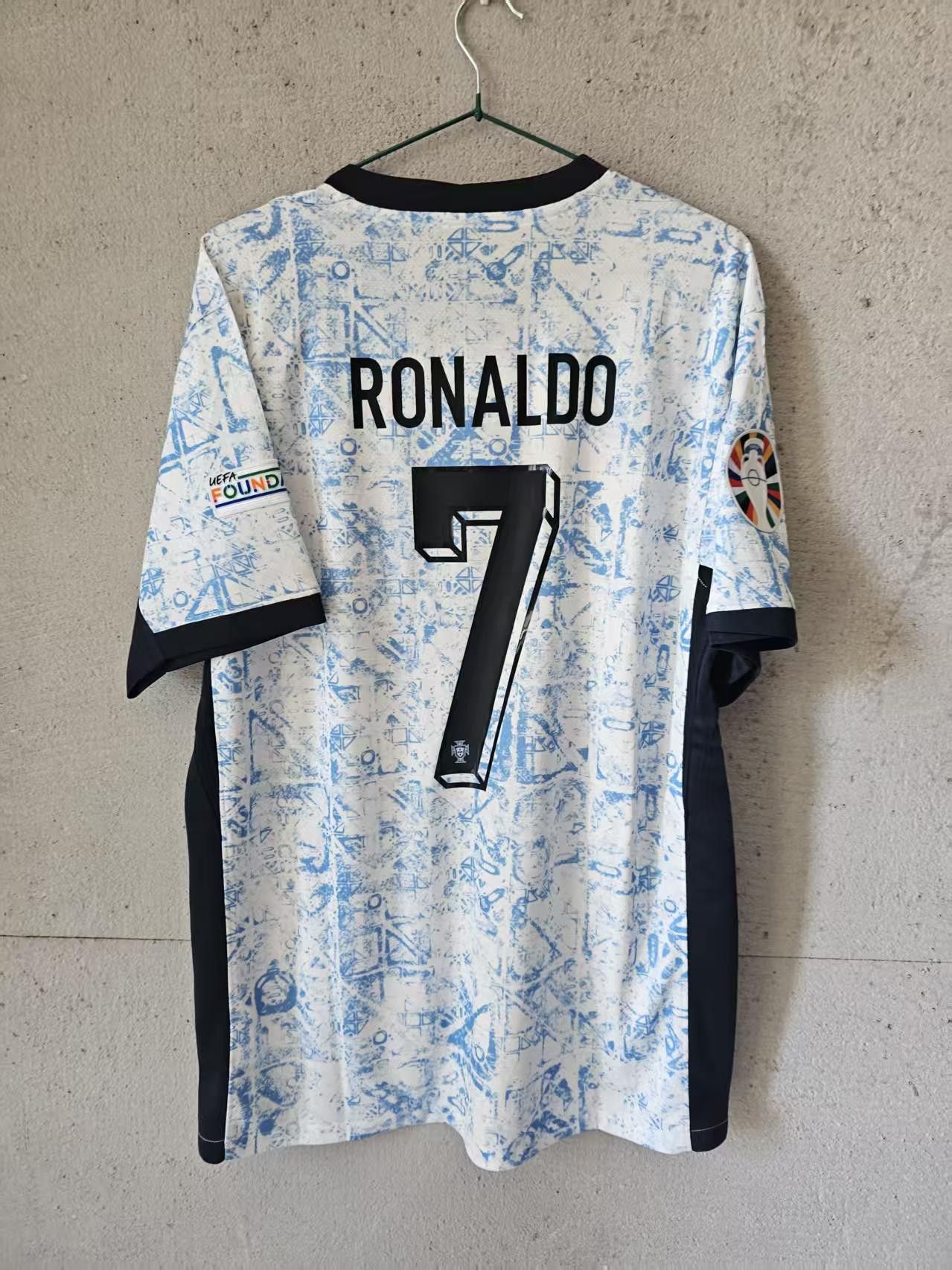Other 2024 Portugal #7 C Ronaldo Jersey Away Size US XL / EU 56 / 4 - 2 Thumbnail