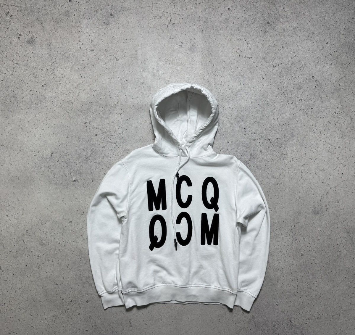 Alexander McQueen Alexander Mcqueen MCQ White Big Logo Hoodie Size S Size US S / EU 44-46 / 1 - 2 Thumbnail