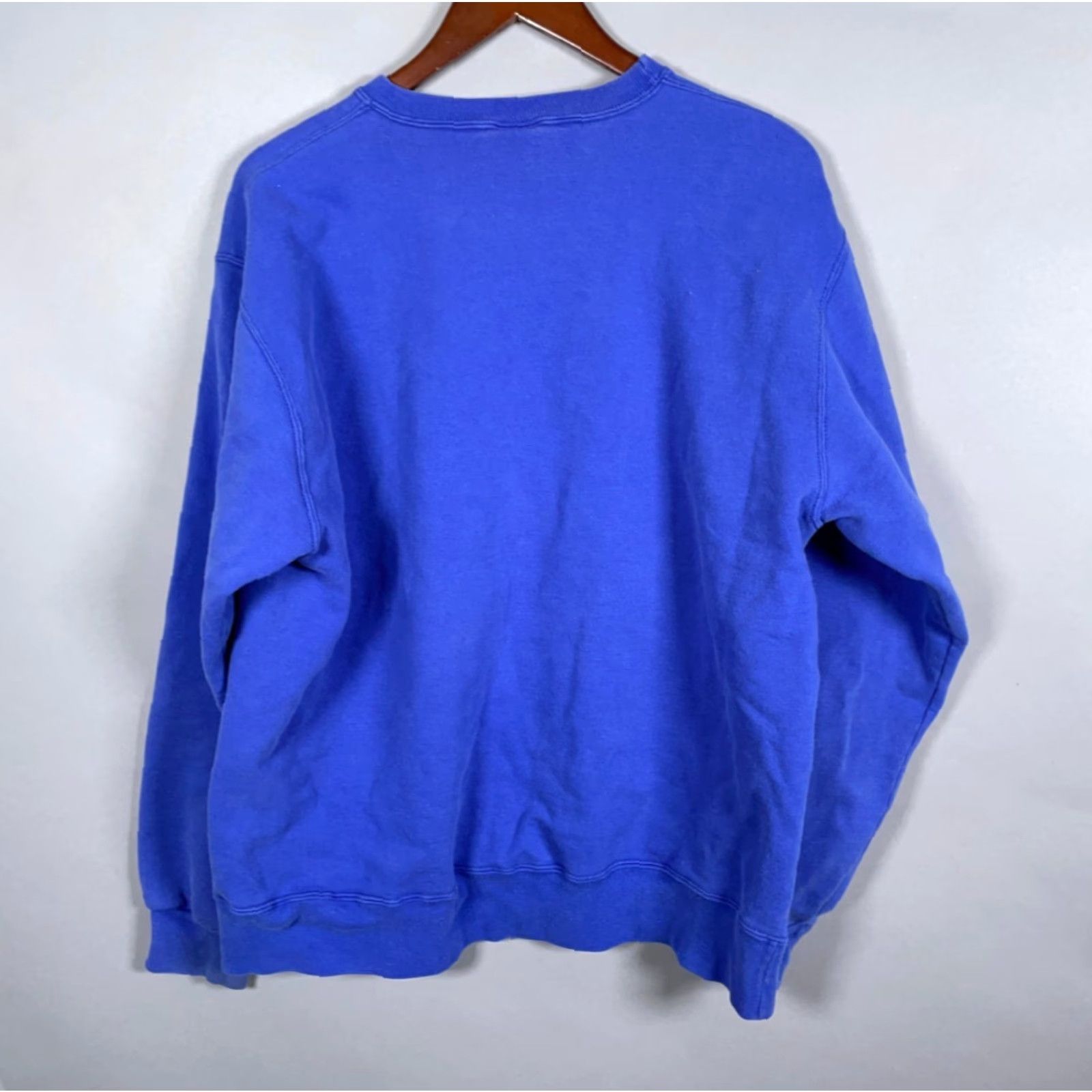 Champion VINTAGE Champion Crewneck Sweatshirt Adult XL Blue Script Embroidery 90s Mens Size US XL / EU 56 / 4 - 3 Thumbnail