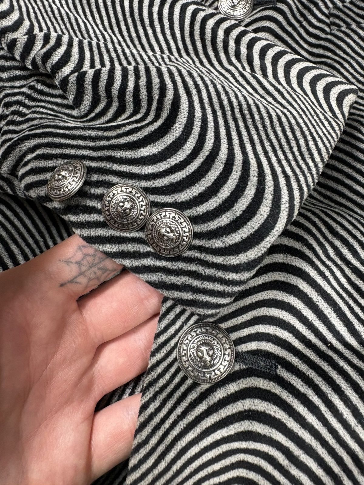 Versace vintage 90s Versus by Gianni Versace velour blazer jacket Size 38L - 2 Thumbnail