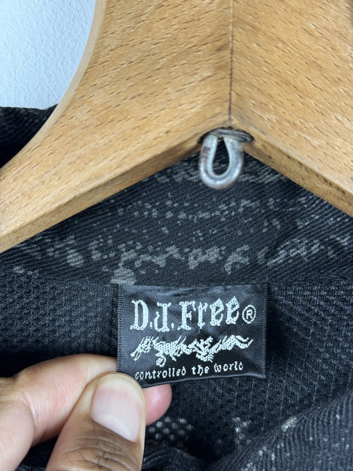 Designer D.J.Free y2k style long sleeve shirt Size US M / EU 48-50 / 2 - 4 Thumbnail