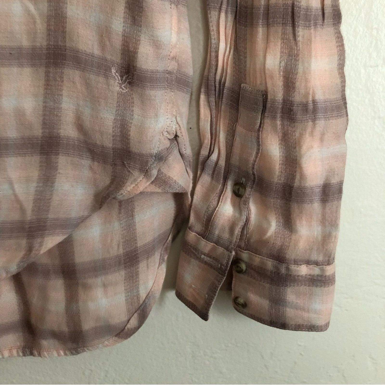 American Eagle Outfitters American Eagle Pink Brown Plaid Flannel Button Up Shirt Top Size M / US 6-8 / IT 42-44 - 4 Thumbnail