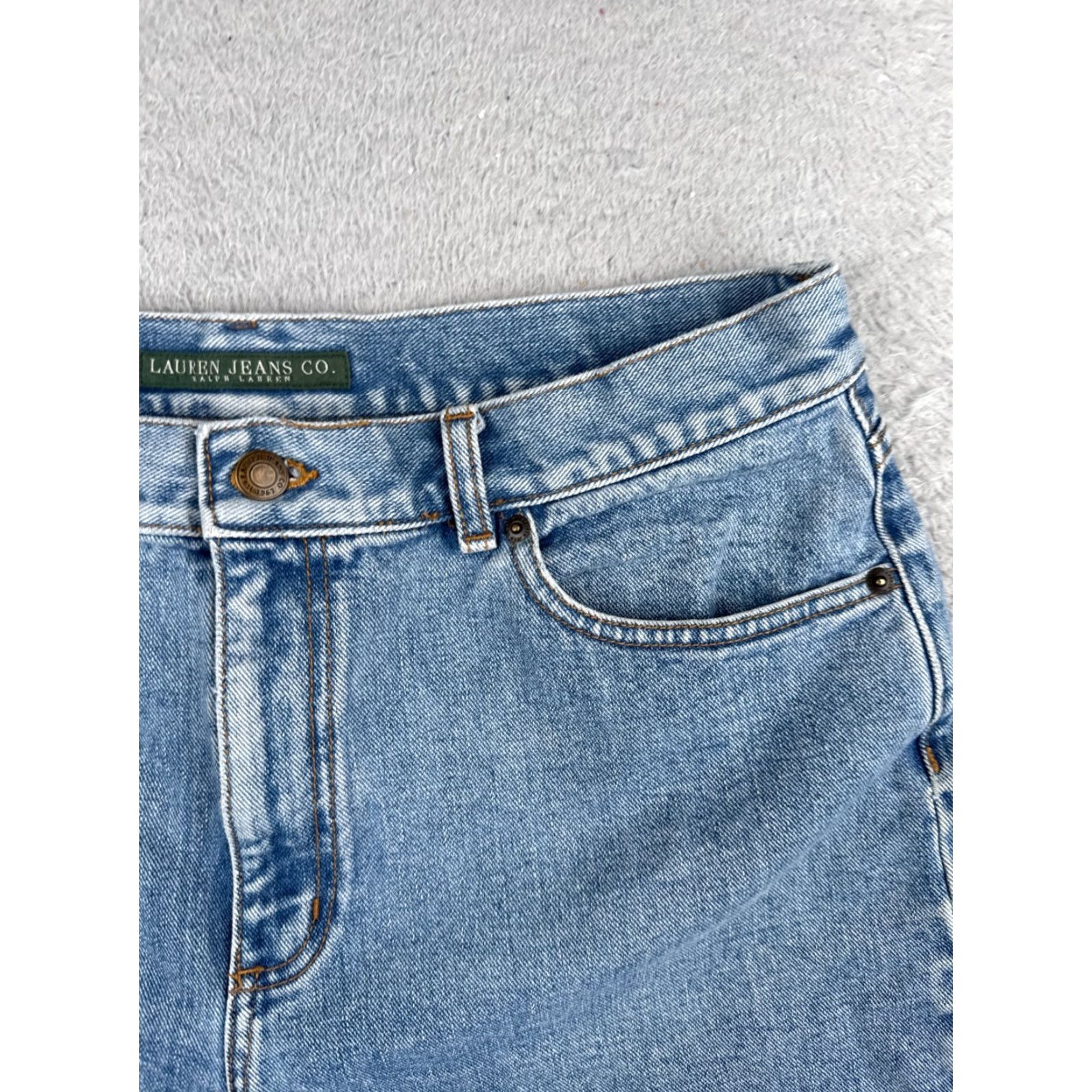 Ralph Lauren VINTAGE Lauren Ralph Lauren Shorts Women Adult 12 Blue Denim 32x7 100% Cotton Mid Rise Size 34" / US 12 / IT 48 - 5 Thumbnail