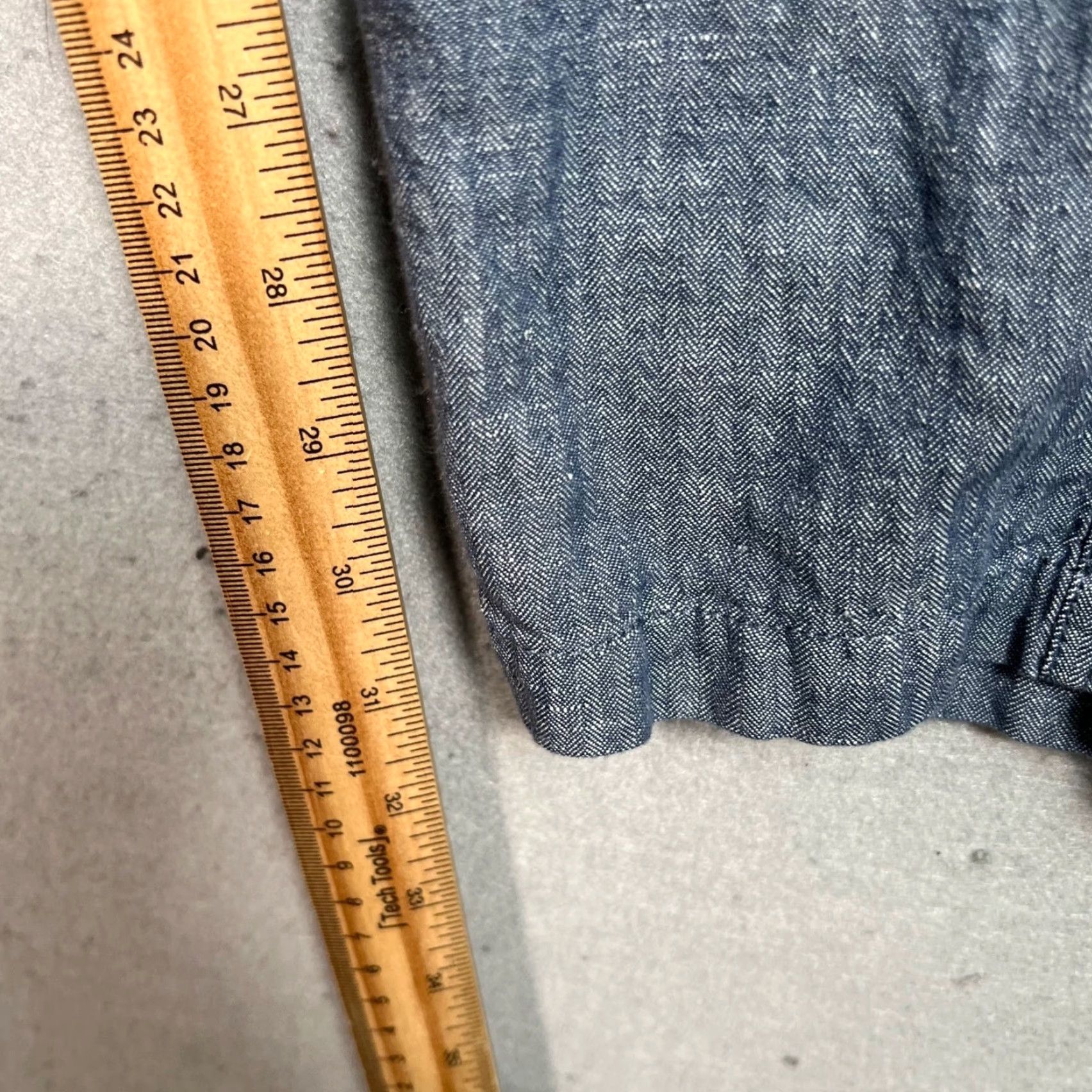 Vintage VINTAGE Frank & Oak Rue St-Viateur Mens Small Chambray Pants Cotton Blend Blue Chino Flat Front Tapered 34in Waist 32in Inseam Mens Size US 29 - 7 Thumbnail
