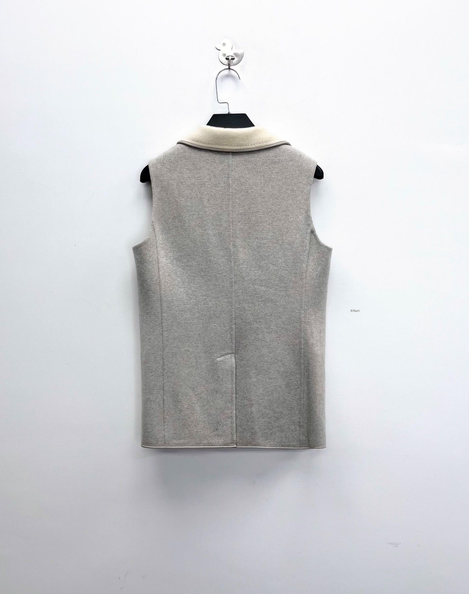Loro Piana Loro Piana Light Gray Cashmere Leather Trim Vest Size US S / EU 44-46 / 1 - 2 Thumbnail