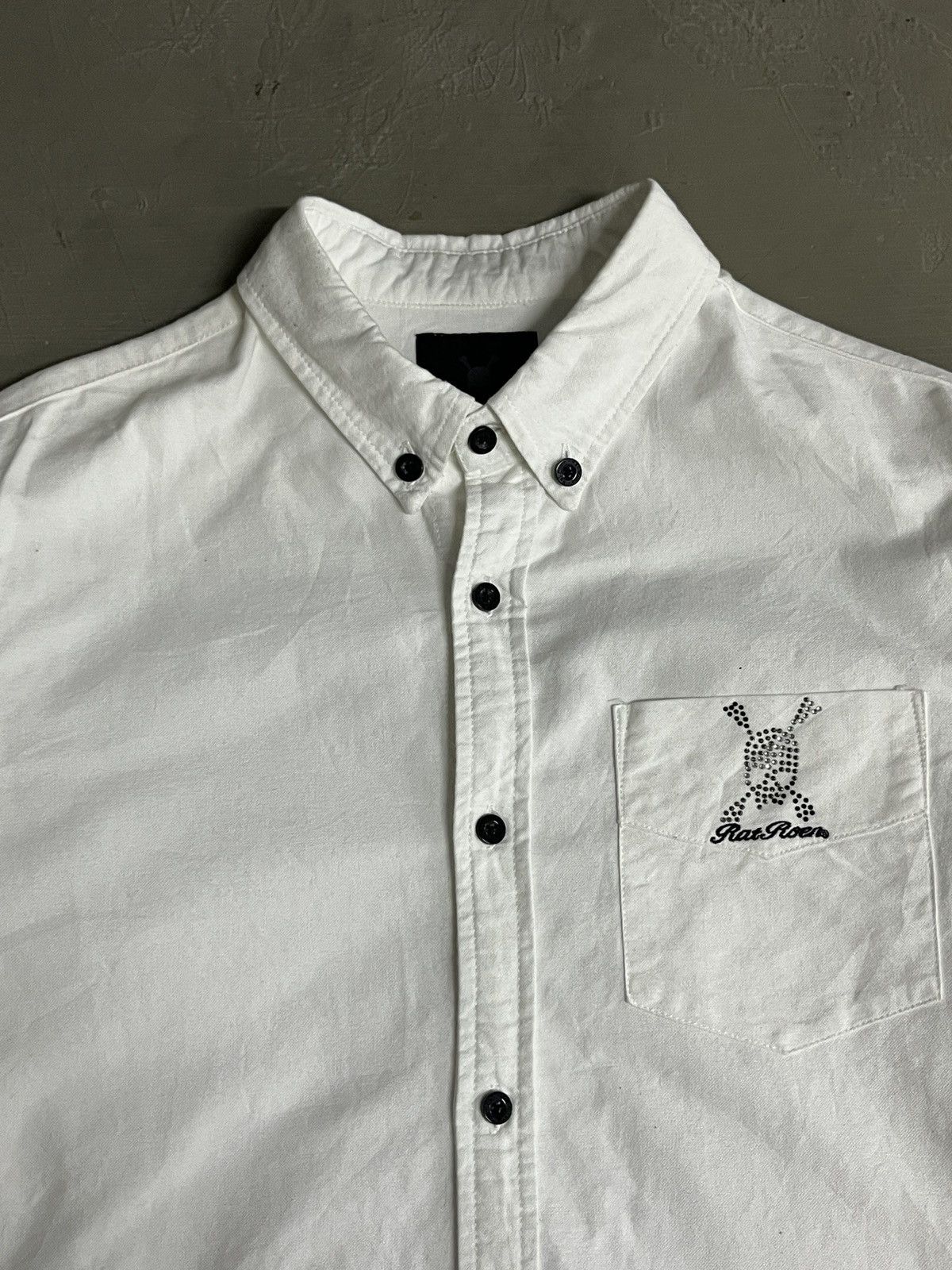 Mastermind Japan × Roen ROEN MASTERMIND Japan Swarovski Skull Logo B/D Shirt Size US L / EU 52-54 / 3 - 3 Thumbnail
