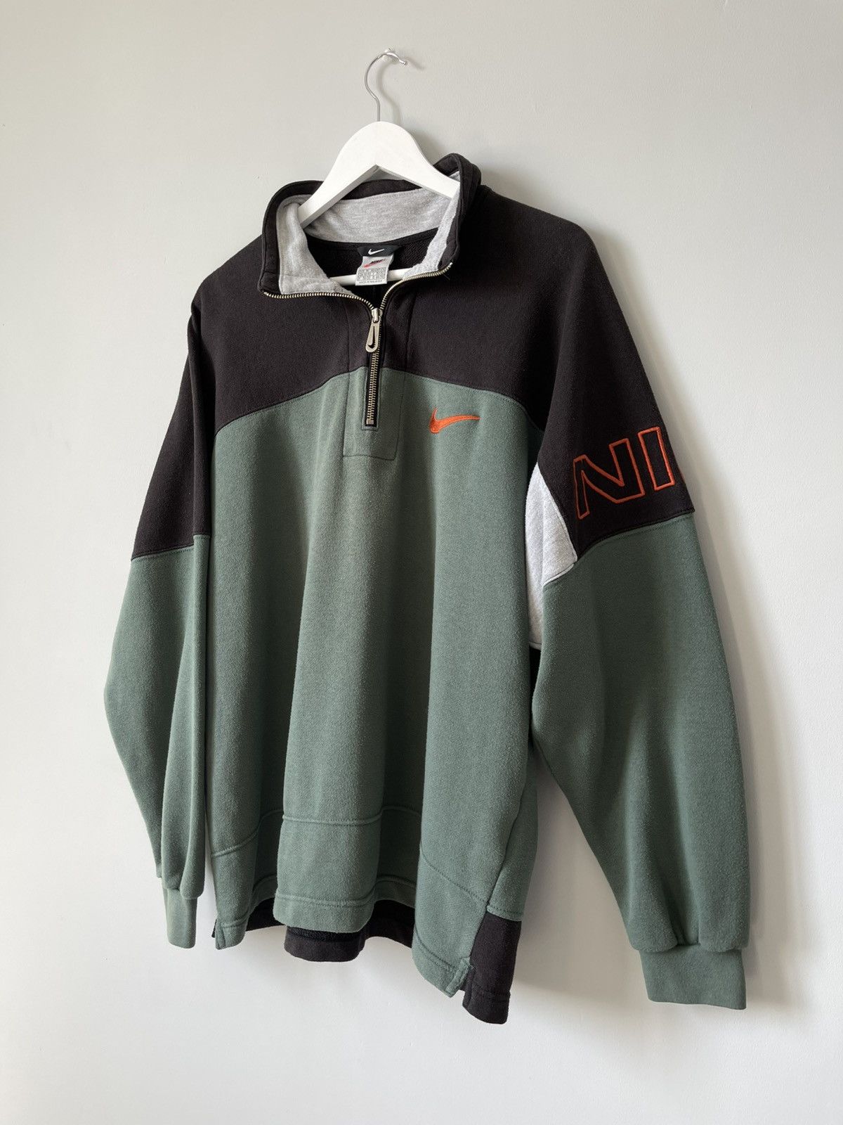 Nike 90's Vintage Nike 1/4 Zip Sweatshirt Y2k Rare Spell Out Logo Size US M / EU 48-50 / 2 - 7 Thumbnail
