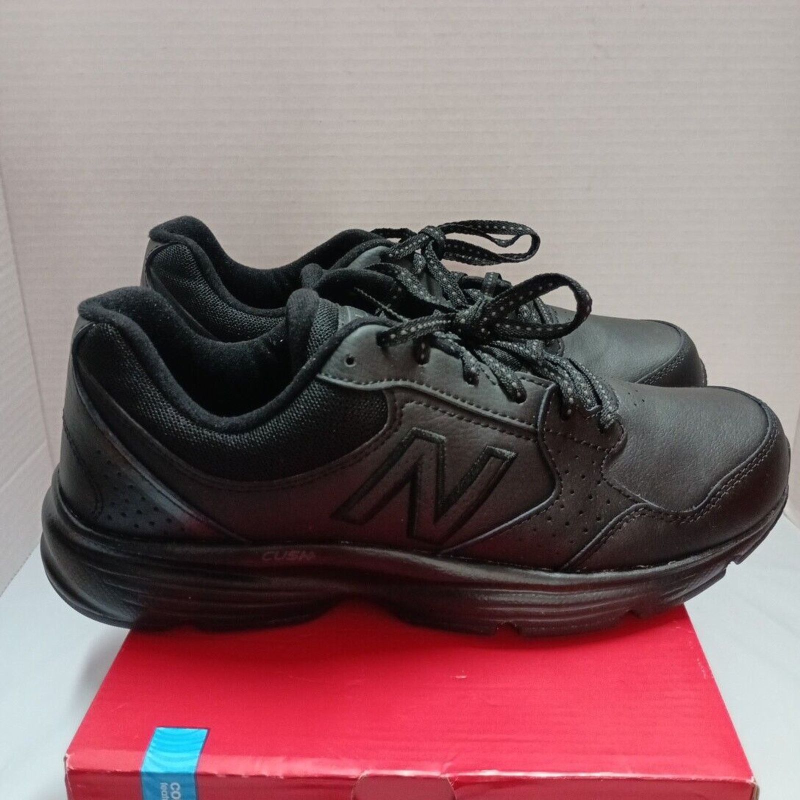 New Balance New Balance 411 Womens Black Athletic Walking Shoes Size 10 Size US 10 / IT 40 - 2 Thumbnail