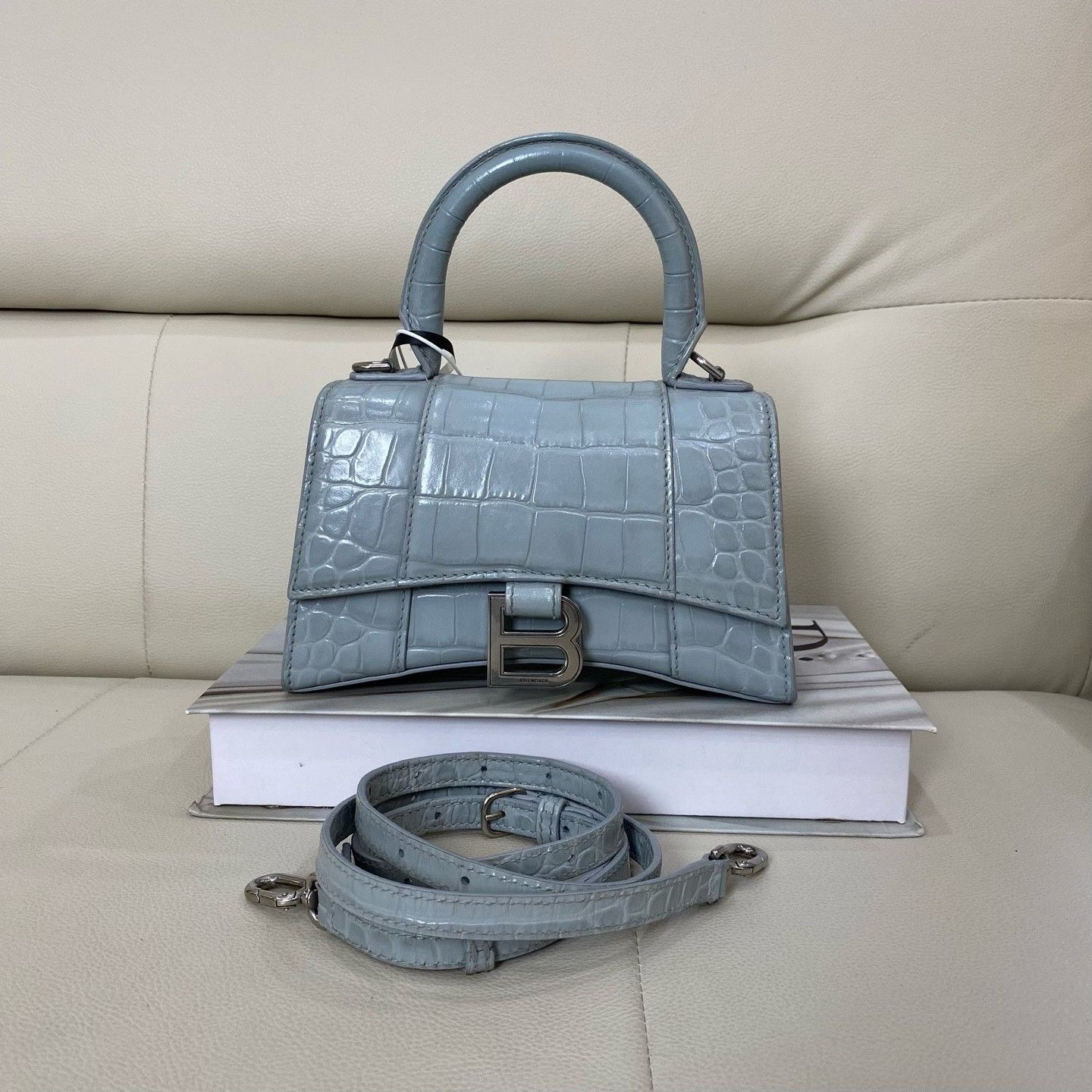Balenciaga Pre-loved Bag Very good condition Size ONE SIZE - 1 Thumbnail