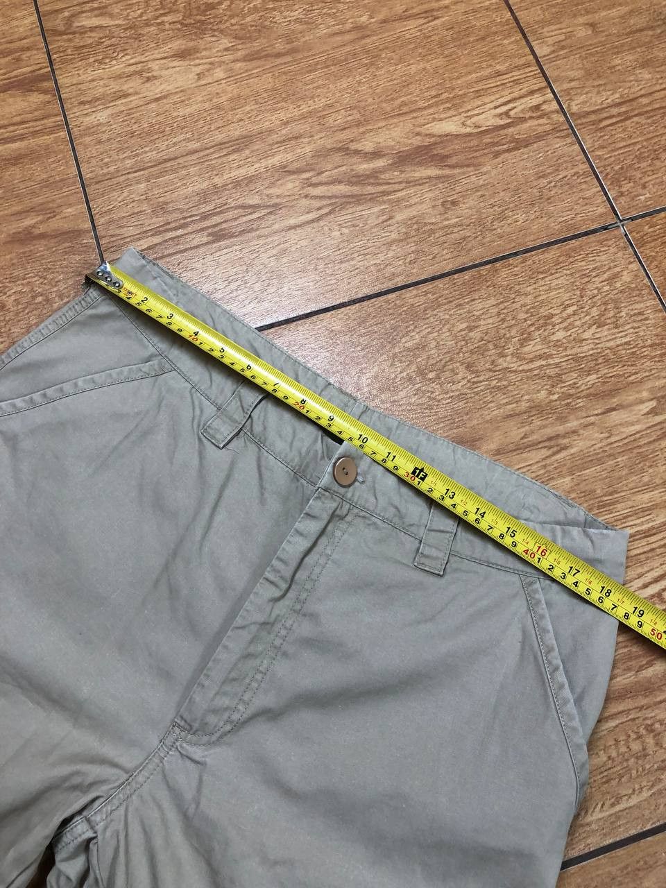 Nike Vintage Nike Streetwear Embroidered Logo Shorts Size L Size US 34 / EU 50 - 12 Thumbnail