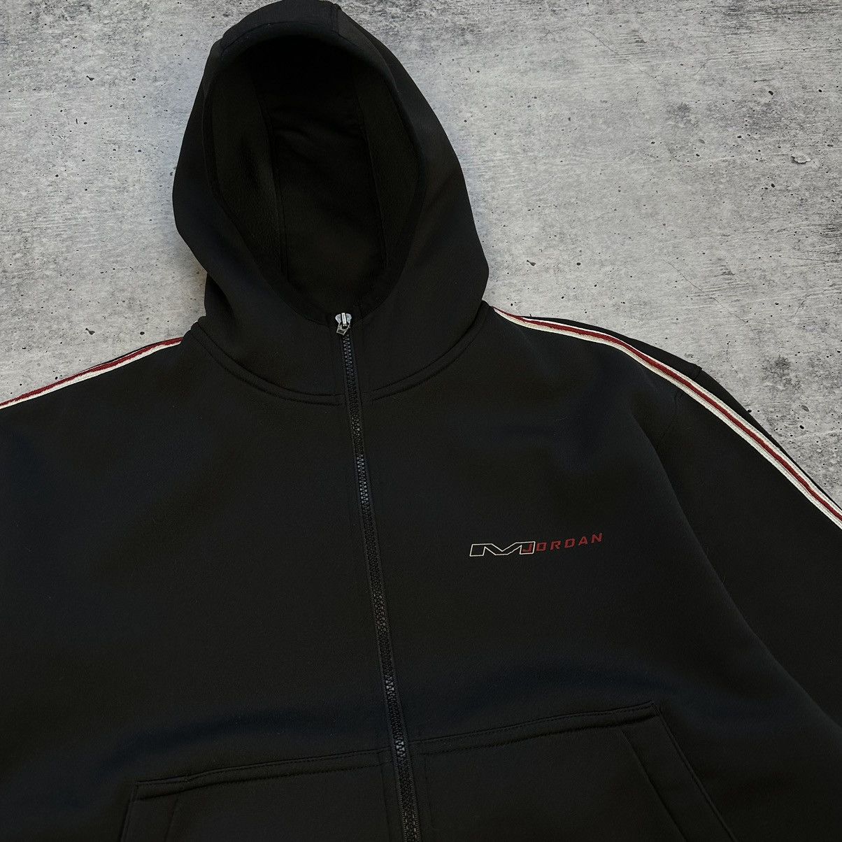 Jordan Brand × Nike × Vintage Vintage Nike Team M Jordan Full zip Hoodie Black Men’s Sz M Size US M / EU 48-50 / 2 - 2 Thumbnail