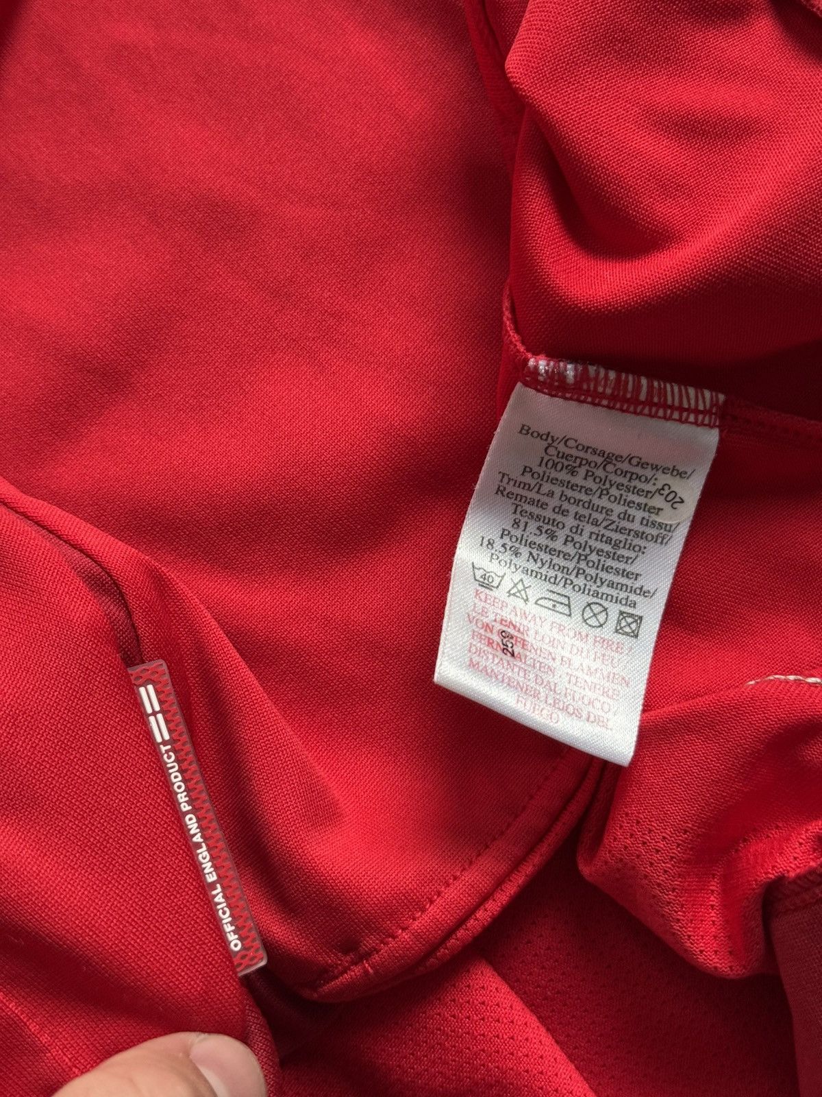 Umbro Umbro England jersey red tee Size US M / EU 48-50 / 2 - 6 Thumbnail