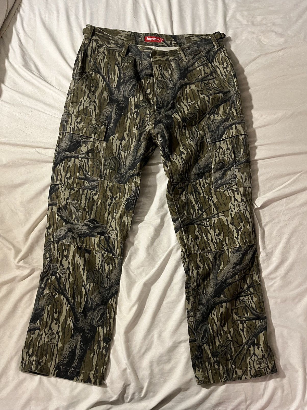 Supreme Supreme Cargo Pant Tree Camo Realtree FW15 Size 32 | Grailed