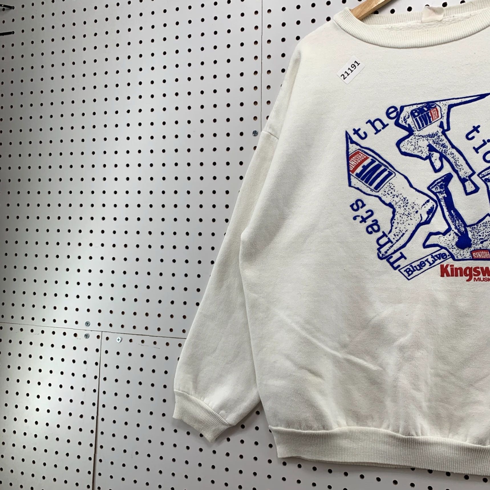 Vintage Vintage Kingswood Music Theater Crewneck Sweatshirt Adult XL White Music 90s Concert Pullover Size US XL / EU 56 / 4 - 3 Thumbnail