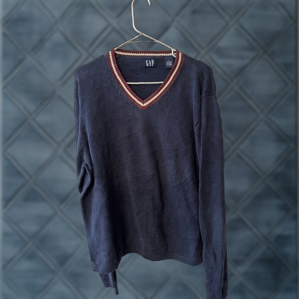 Gap Gap Sweater Men M Blue V-Neck Pullover Cotton Blend Sweatshirt with Maroon Trim - Casual Knit Pullover, Regular Fit, Logo, All Seasons, ?$ Size US M / EU 48-50 / 2 - 1 Thumbnail