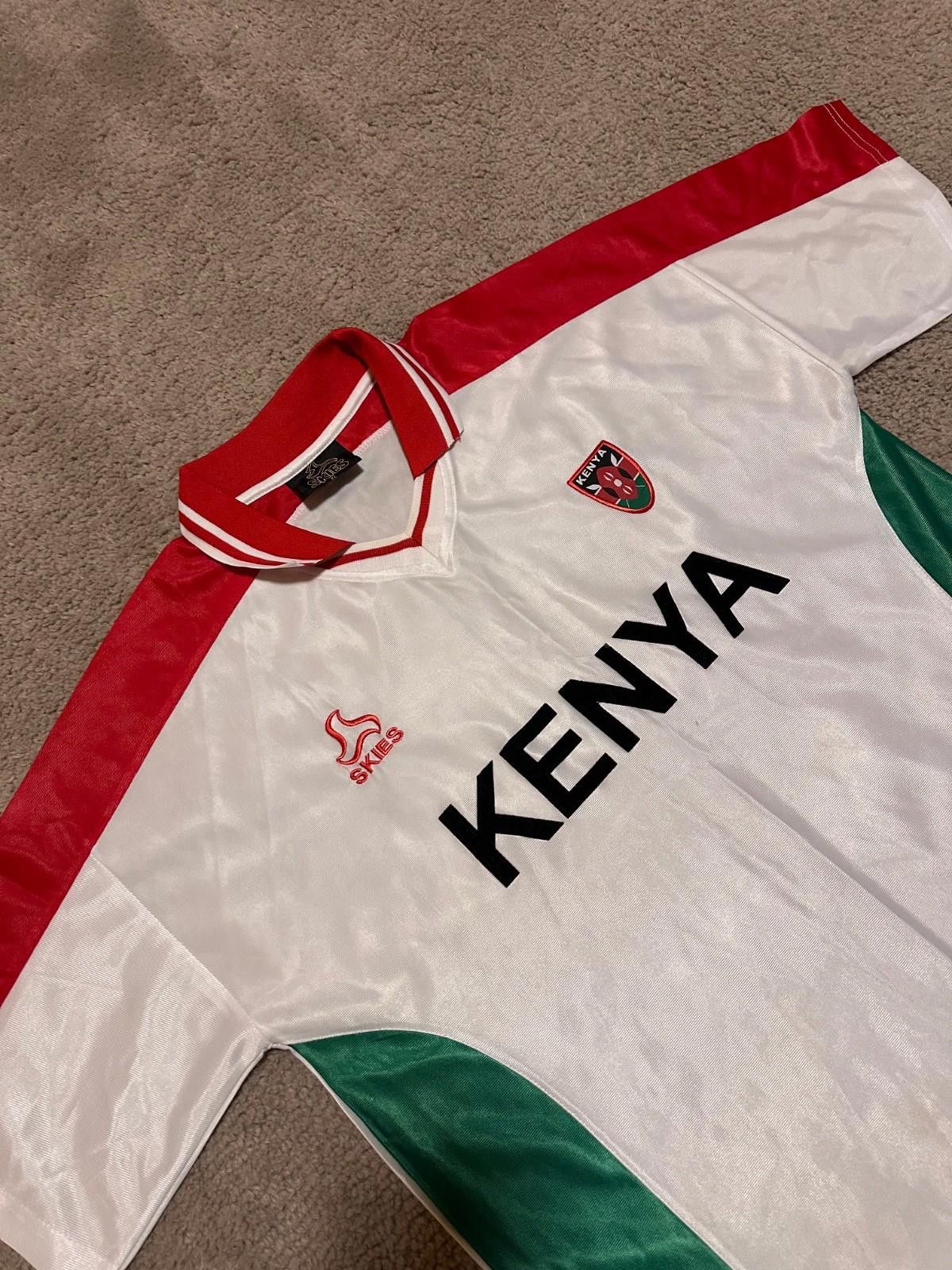 Other Skies Kenia 2002/03 Football Shirt Soccer Jersey Sz XL Size US XL / EU 56 / 4 - 3 Thumbnail