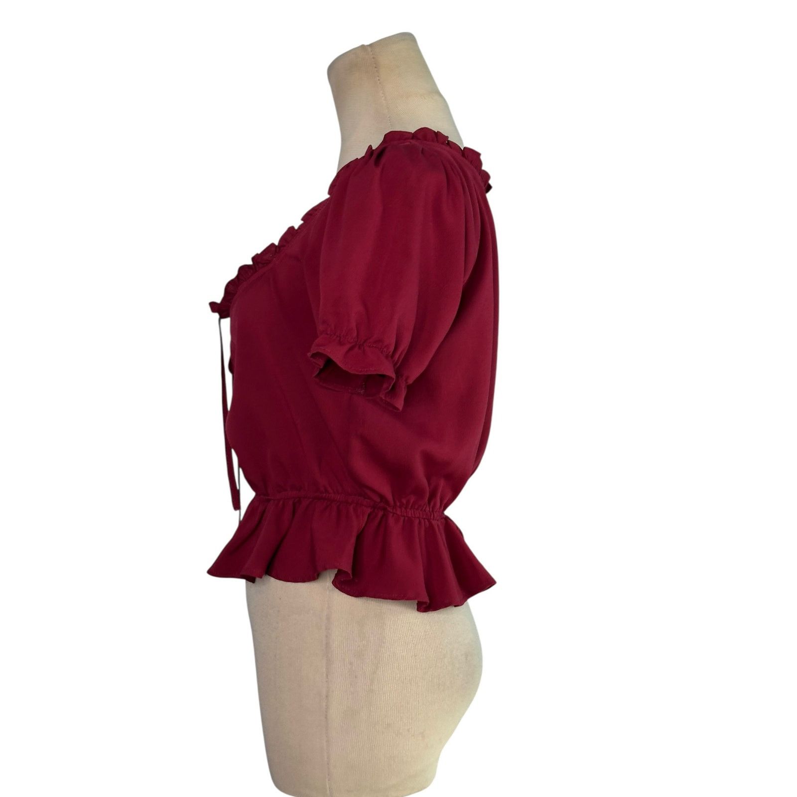 Urban Outfitters Urban Outfitters burgundy peplum blouse size medium Size M / US 6-8 / IT 42-44 - 10 Thumbnail
