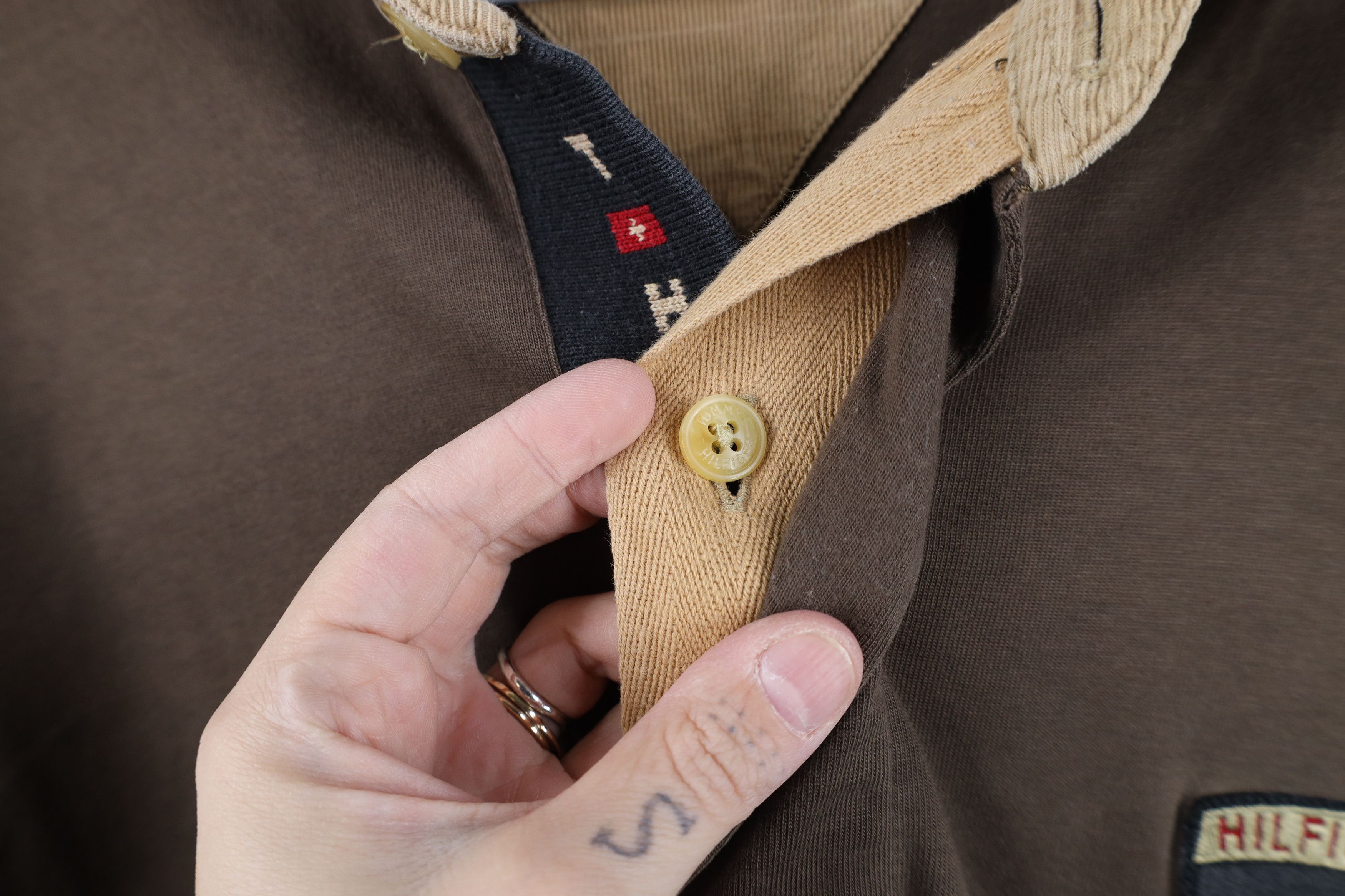 Tommy Hilfiger Vintage 90s Y2K Tommy Hilfiger Patch Long Sleeve Rugby Polo Size US XL / EU 56 / 4 - 7 Thumbnail