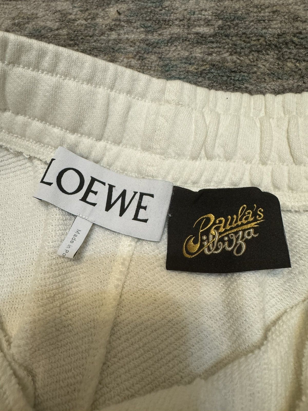 Loewe Paula Ibiza printed shorts Size US 32 / EU 48 - 2 Thumbnail