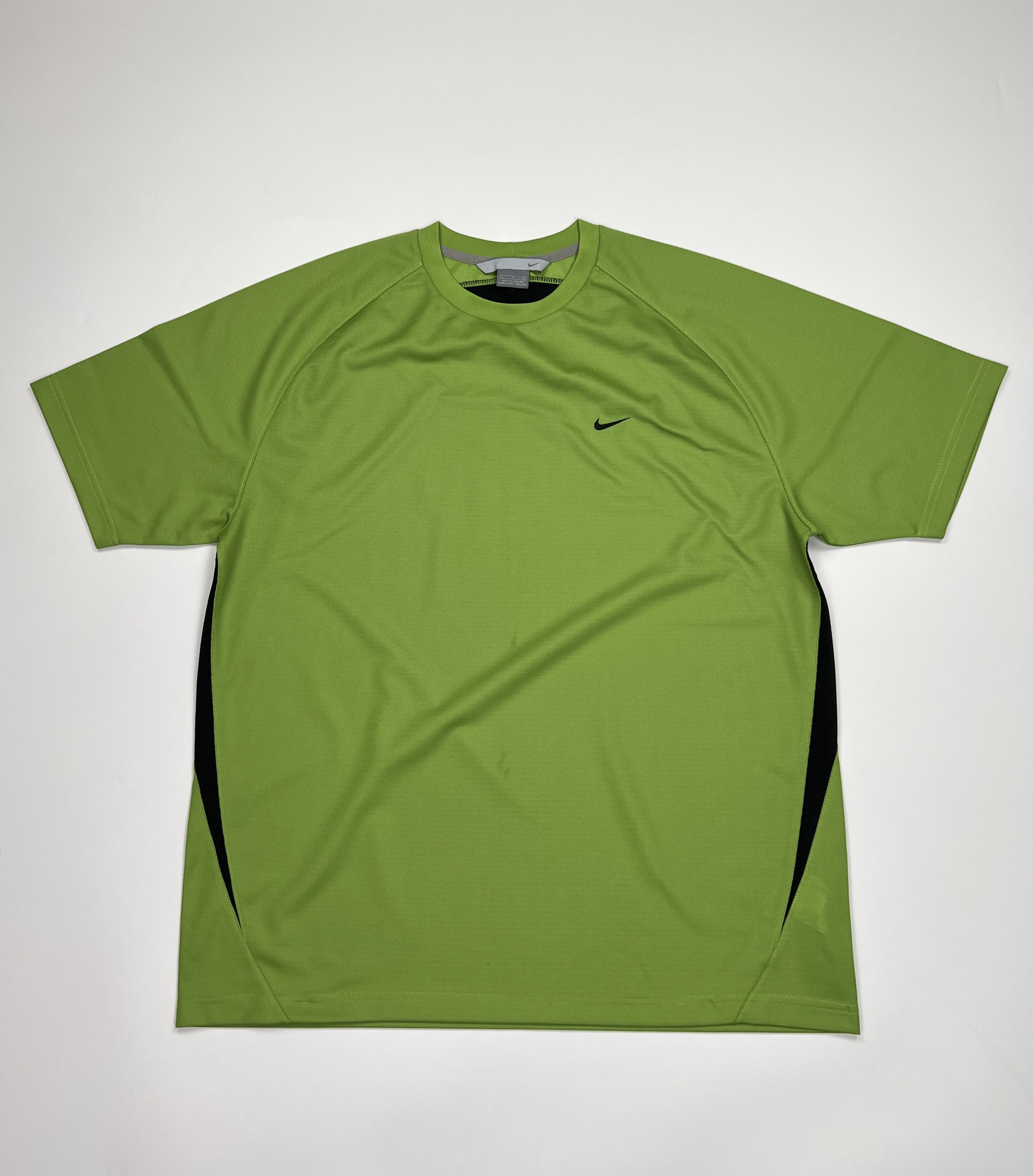 Nike Vintage y2k Nike TN Style Green Jersey Shirt Small Swoosh Size US L / EU 52-54 / 3 - 1 Thumbnail