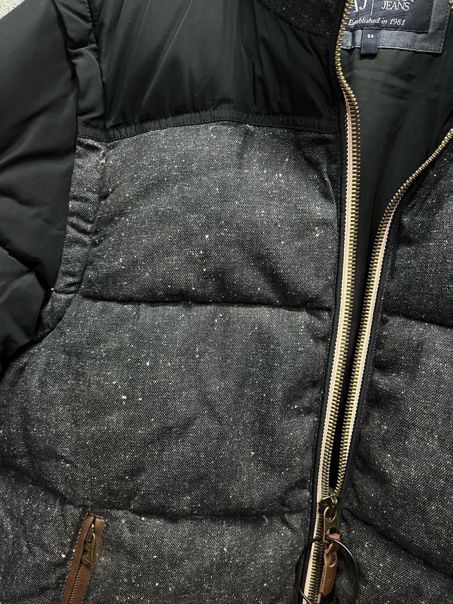Armani Armani Jeans solid puffer jacket size 54 new Size US L / EU 52-54 / 3 - 5 Thumbnail