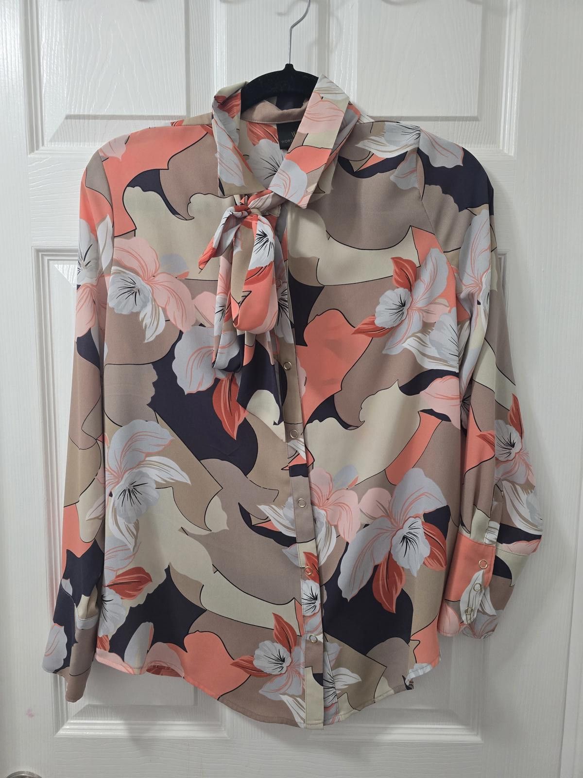 Worthington Worthington Floral Long Sleeve Button-Up Blouse w Neck Tie Size M / US 6-8 / IT 42-44 - 1 Thumbnail