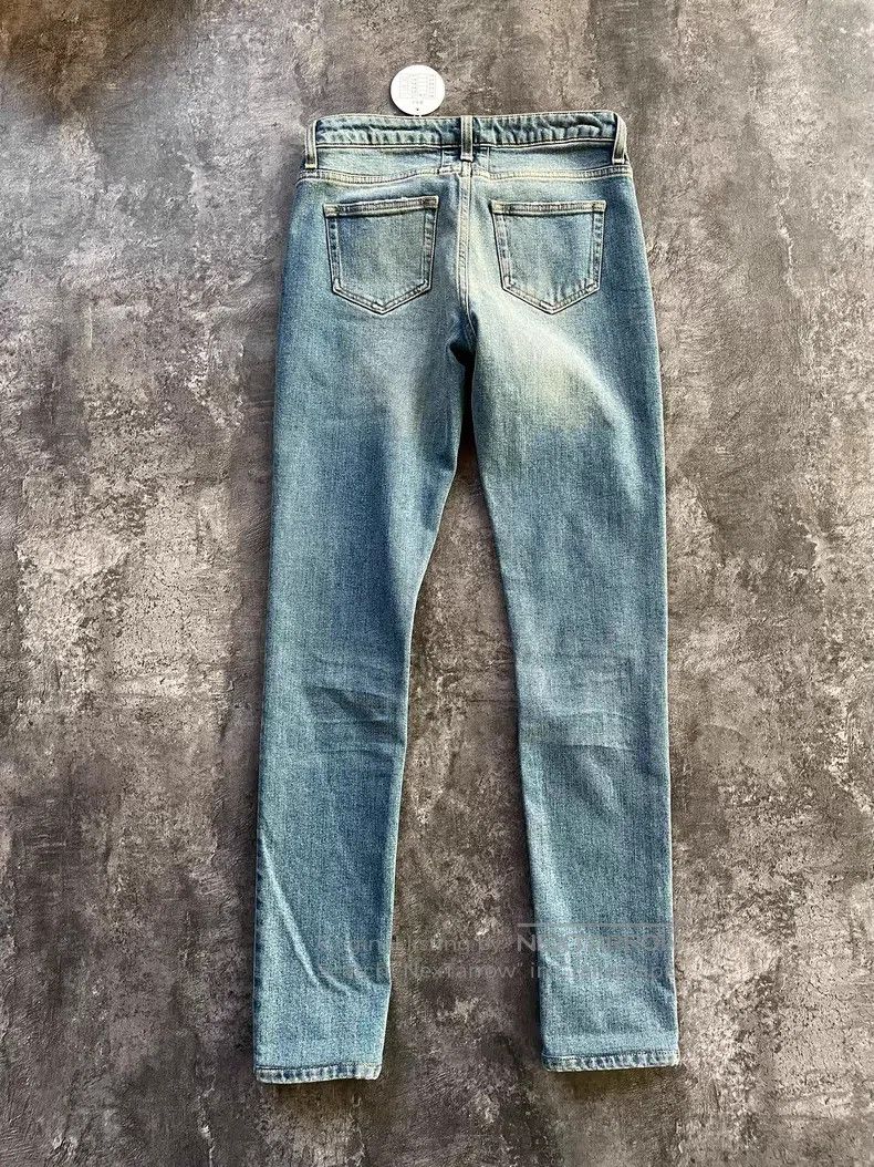 Saint Laurent Paris Saint Laurent Paris Knee Ripped Washed Blue Denim Jeans Size US 28 / EU 44 - 2 Thumbnail