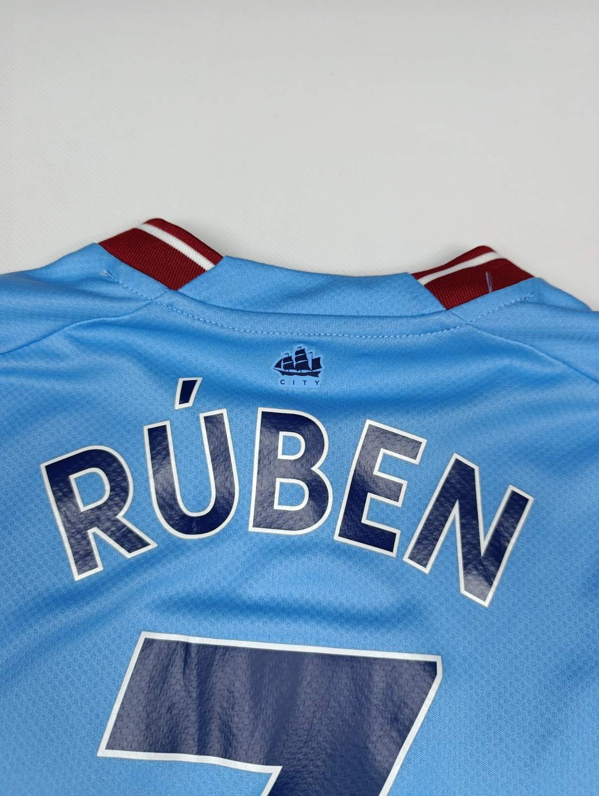 Puma PUMA MANCHESTER CITY 2022-23 TREBLE SHIRT JERSEY RUBEN #3 Size US S / EU 44-46 / 1 - 19 Thumbnail