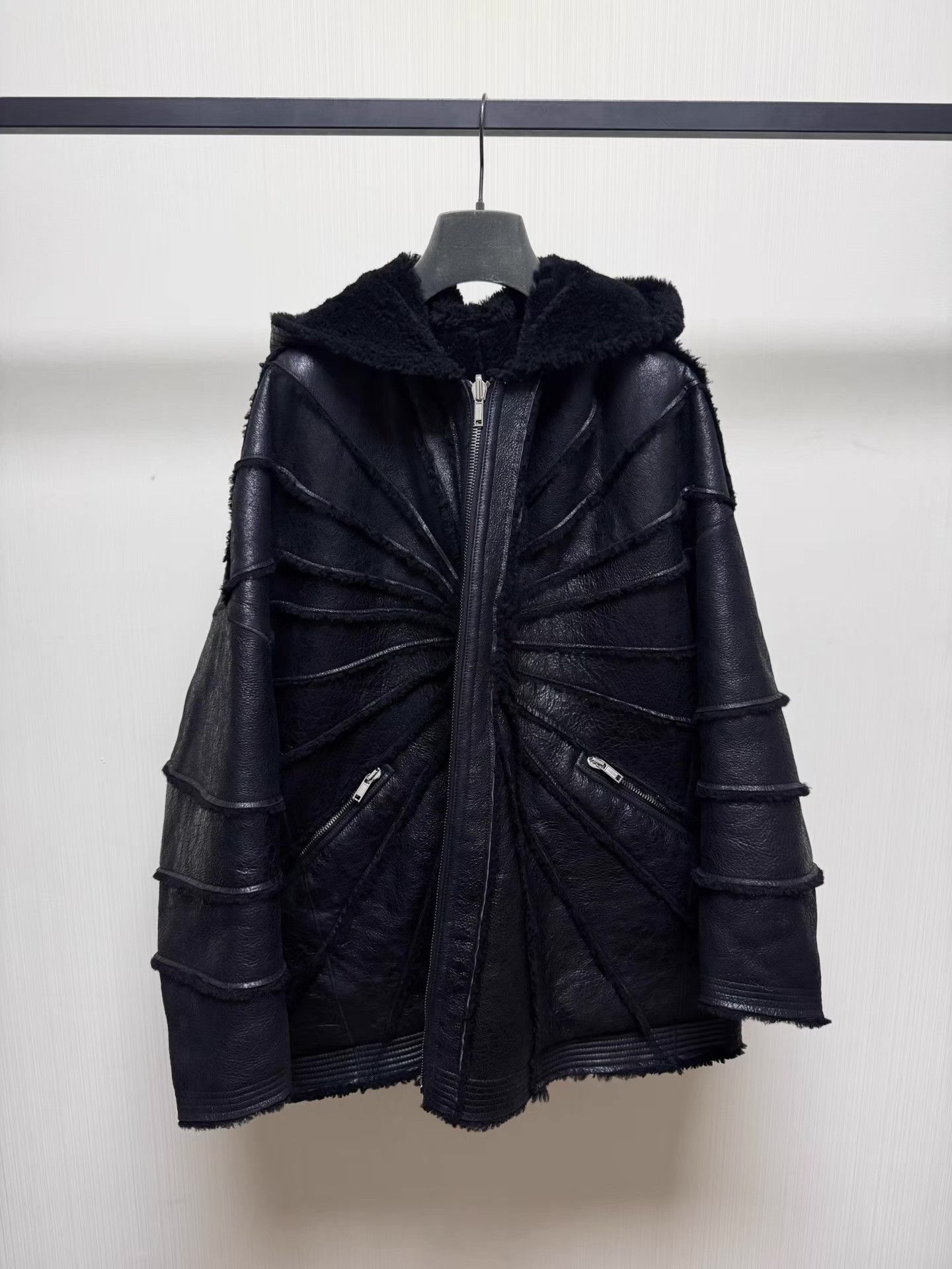 Rick Owens Rick Owens 23FW Luxor Ray Fur Coat Reversible design Q8 Size US S / EU 44-46 / 1 - 1 Thumbnail