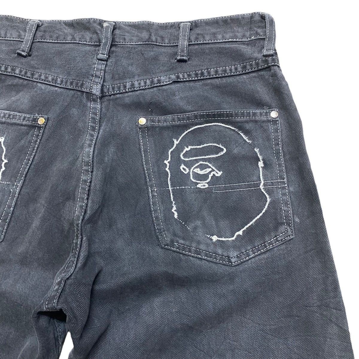 Bape Vintage Bape Denim Selvedge Jeans Head Logo Size US 30 / EU 46 - 11 Thumbnail