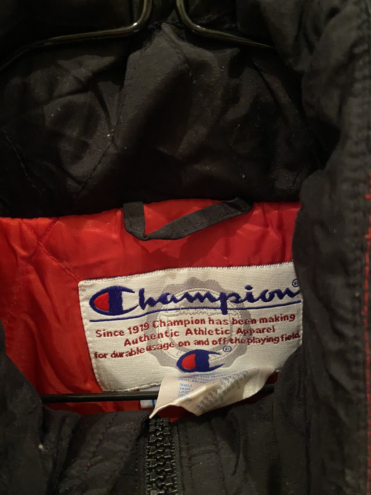 Champion Jacket champion Chicago bulls size L Size US L / EU 52-54 / 3 - 4 Thumbnail