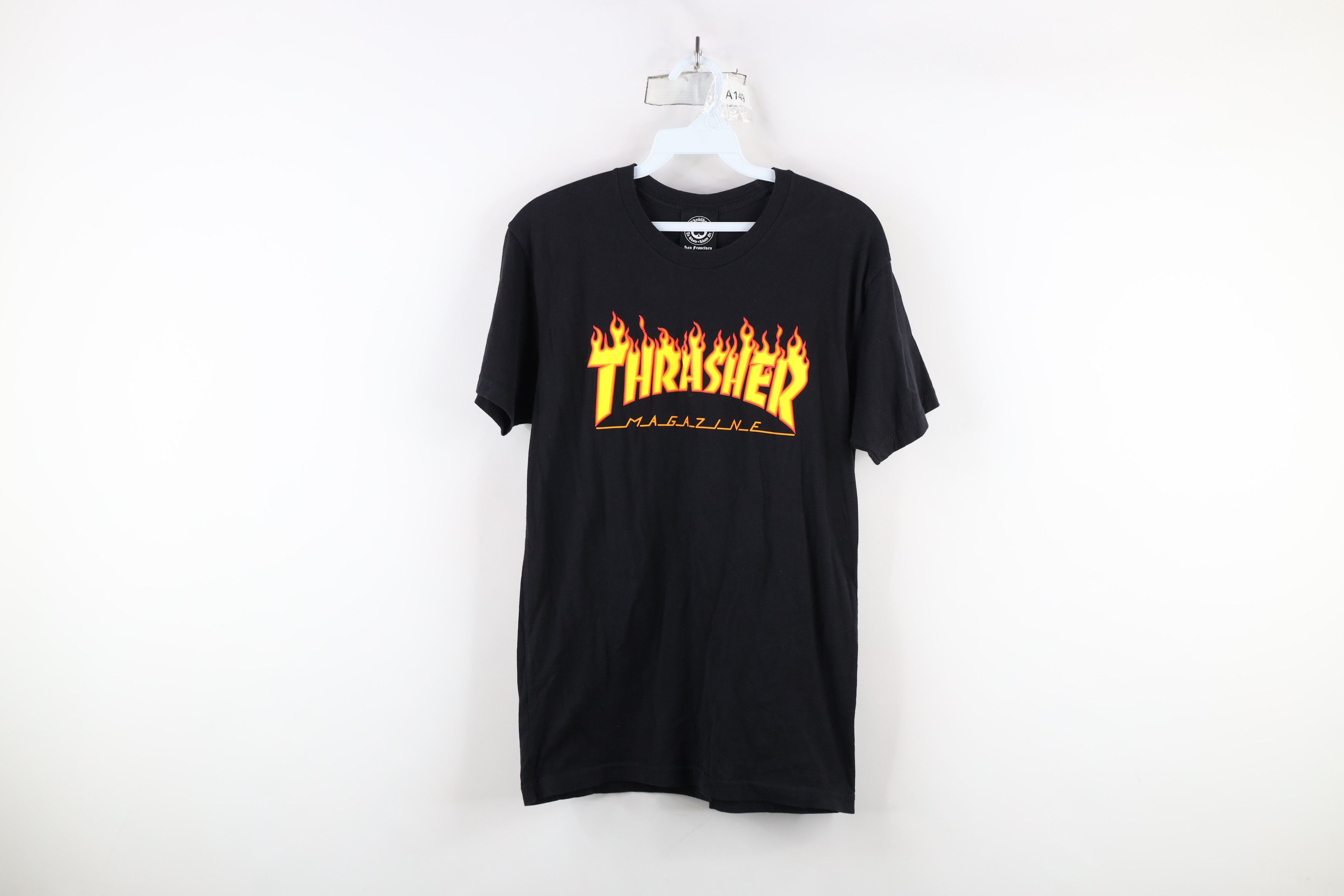 Vintage Vintage Y2K Thrasher Magazine Fire Flames Skateboard T-Shirt Size US S / EU 44-46 / 1 - 1 Thumbnail