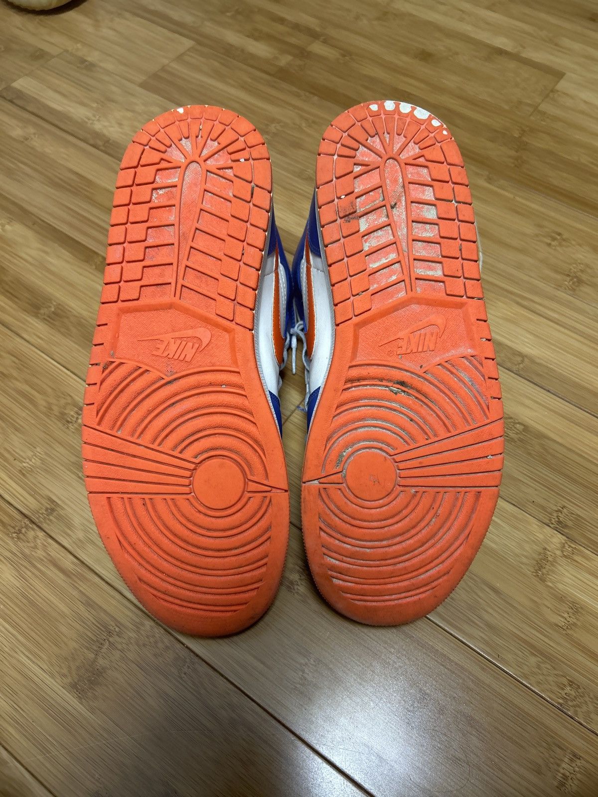 Jordan Brand Jordan 1 mid knicks Size US 10 / EU 43 - 5 Thumbnail