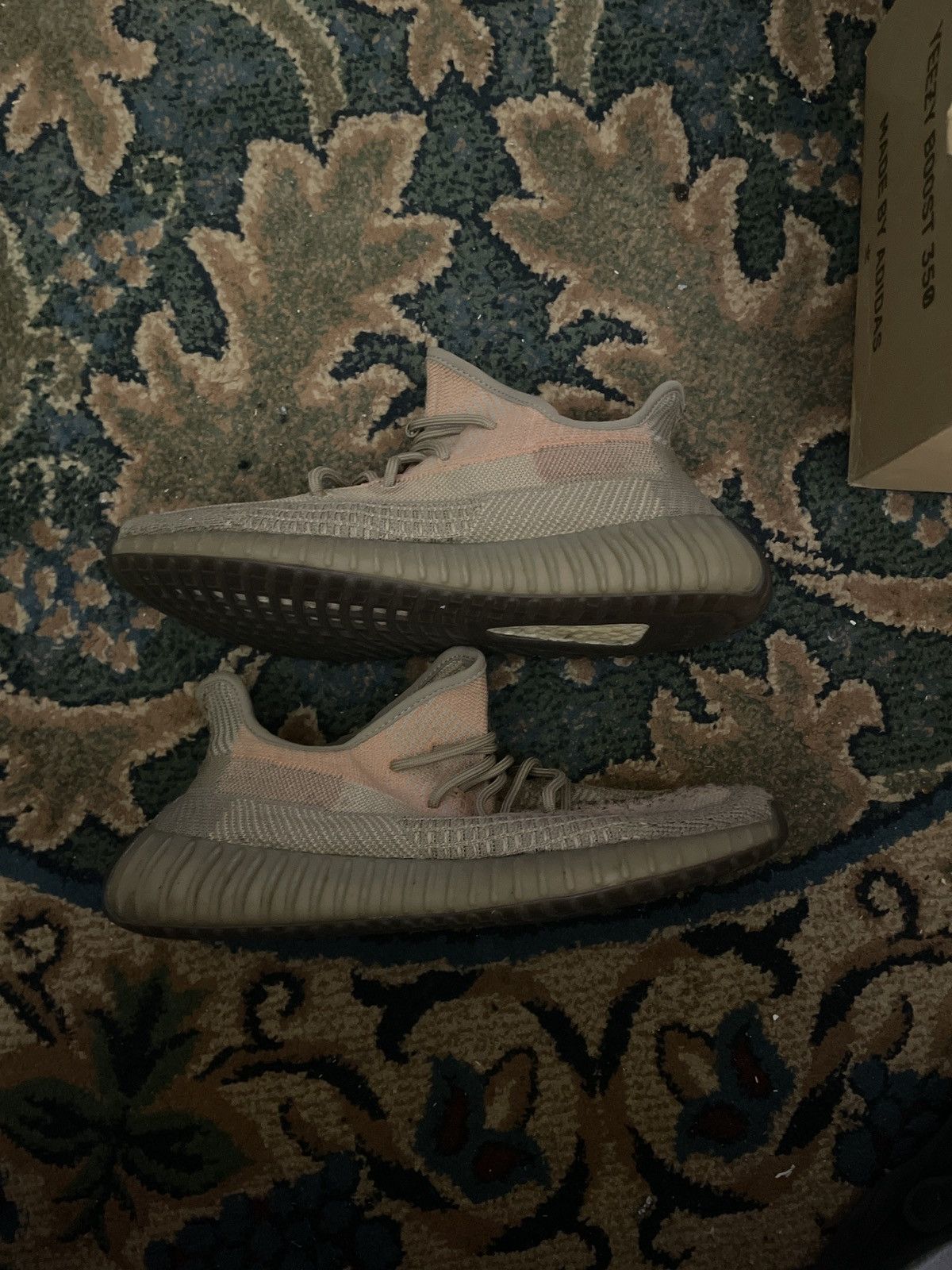 Yeezy Yeezy V2 Clay Size US 11 / EU 44 - 2 Thumbnail