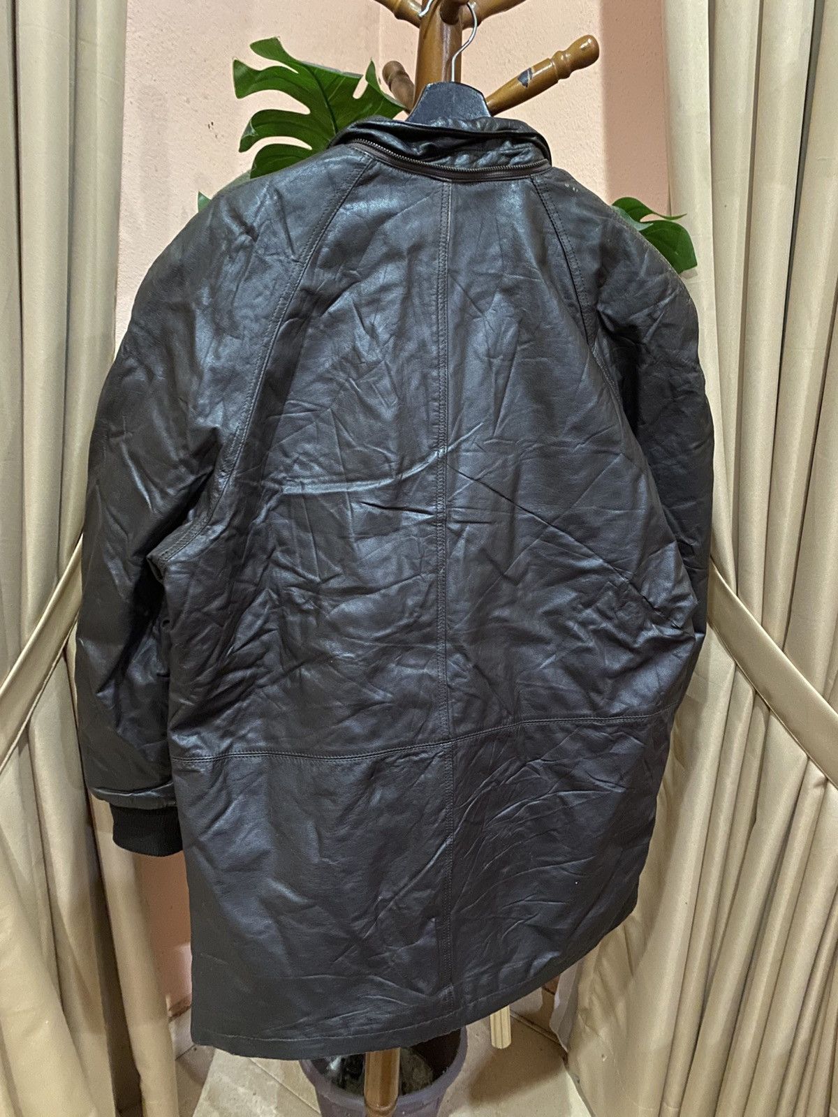 Valentino Vintage Valentino Uomo Black Leather Coat – Quilted Liner Size US L / EU 52-54 / 3 - 9 Thumbnail