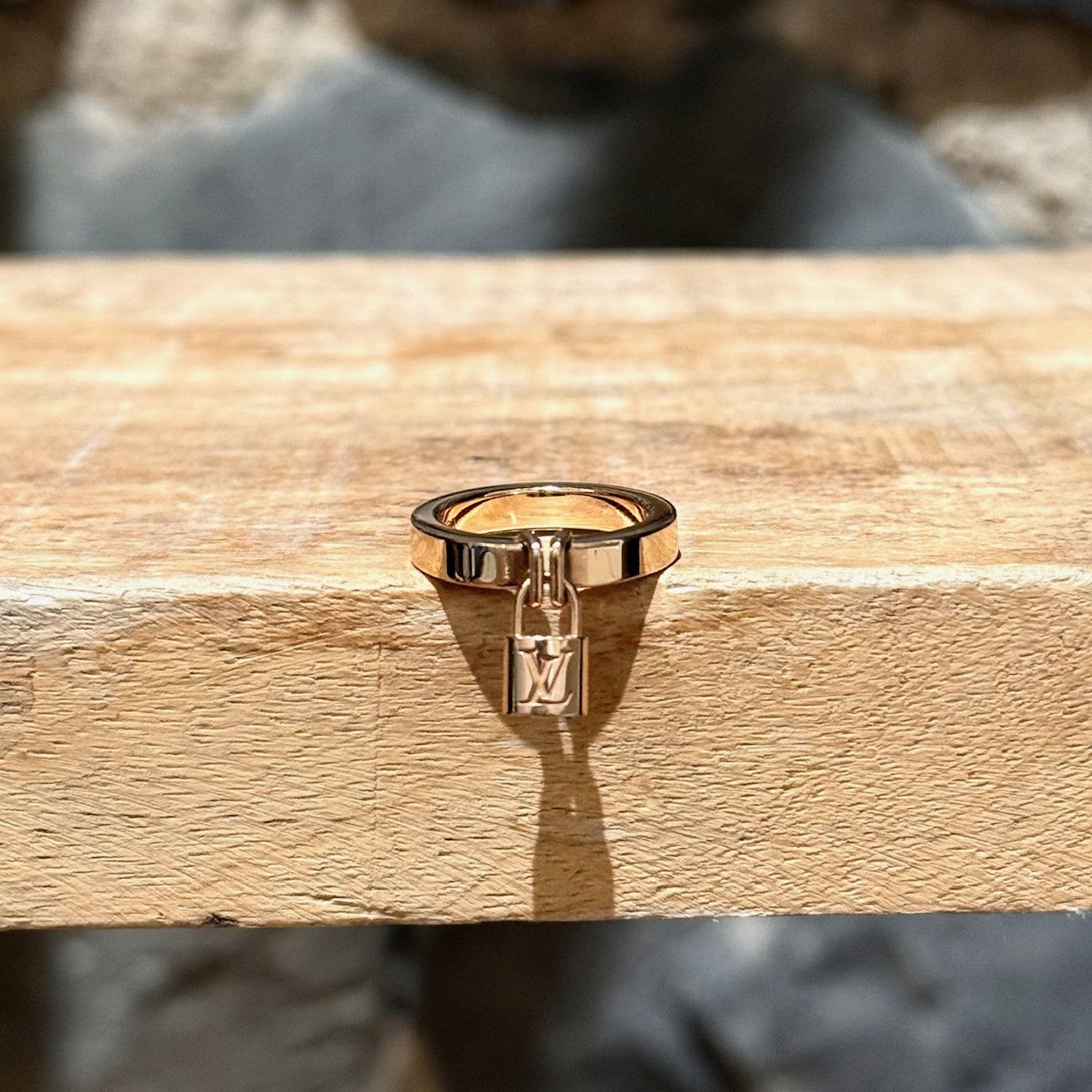 Louis Vuitton Louis Vuitton 18k Rose Gold Berg Lockit Ring - EU 49 / US 5 Size ONE SIZE - 2 Thumbnail