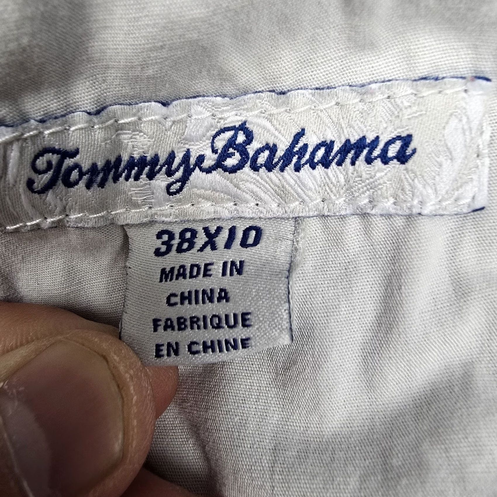 Tommy Bahama Tommy Bahama Mens 38 Gray Chino Shorts Casual Summer 10" Inseam Stretch Washed Size US 38 / EU 54 - 3 Thumbnail