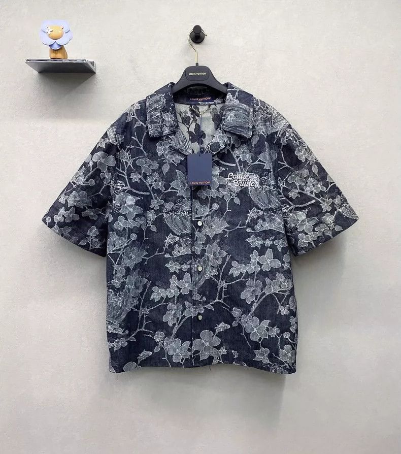 Louis Vuitton Louis Vuitton 24 floral floral print short sleeves 2504-Nex Size US M / EU 48-50 / 2 - 1 Thumbnail