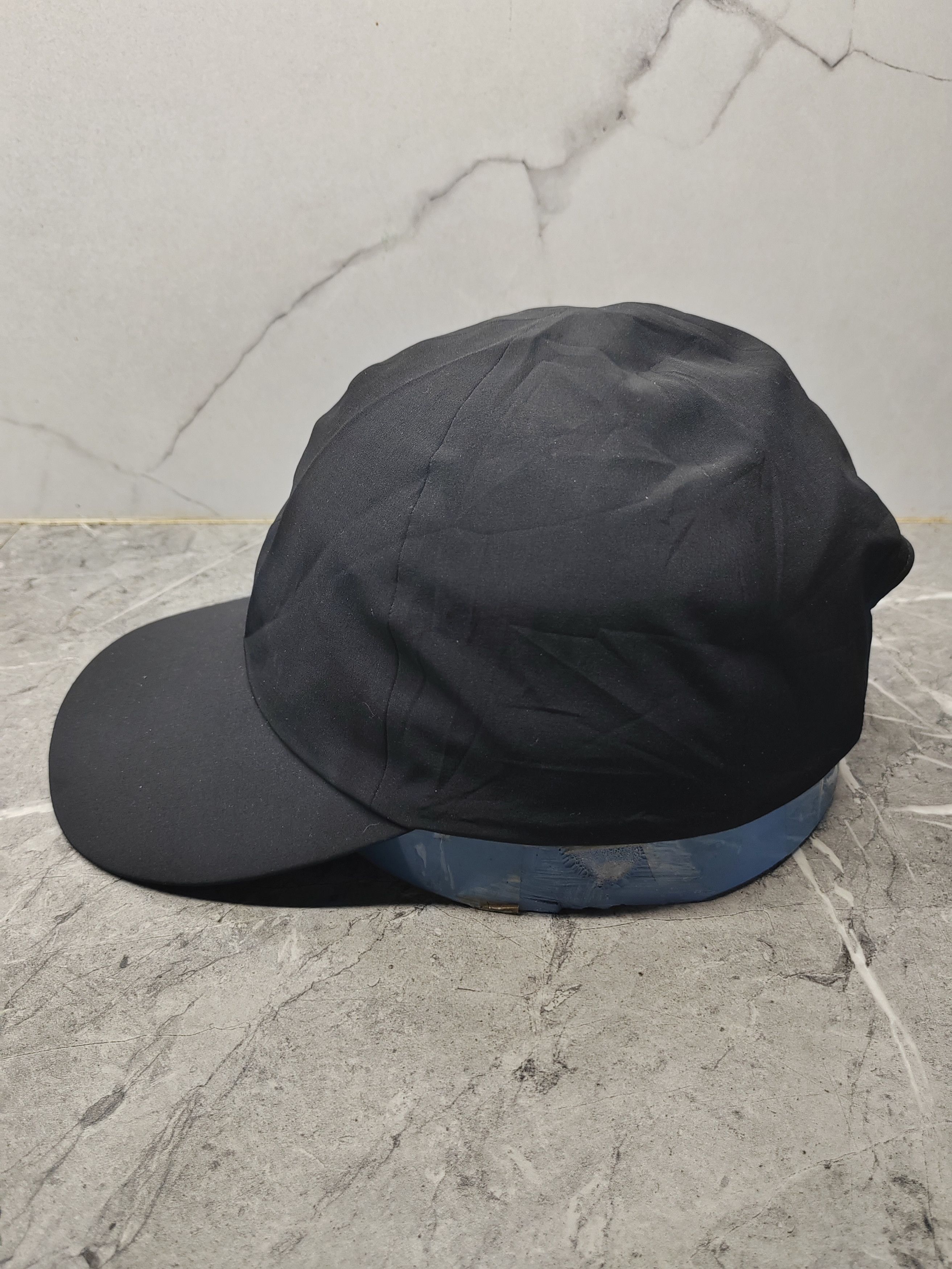 Uniqlo Vintage Uniqlo Plain Cap Hat Size ONE SIZE - 4 Thumbnail
