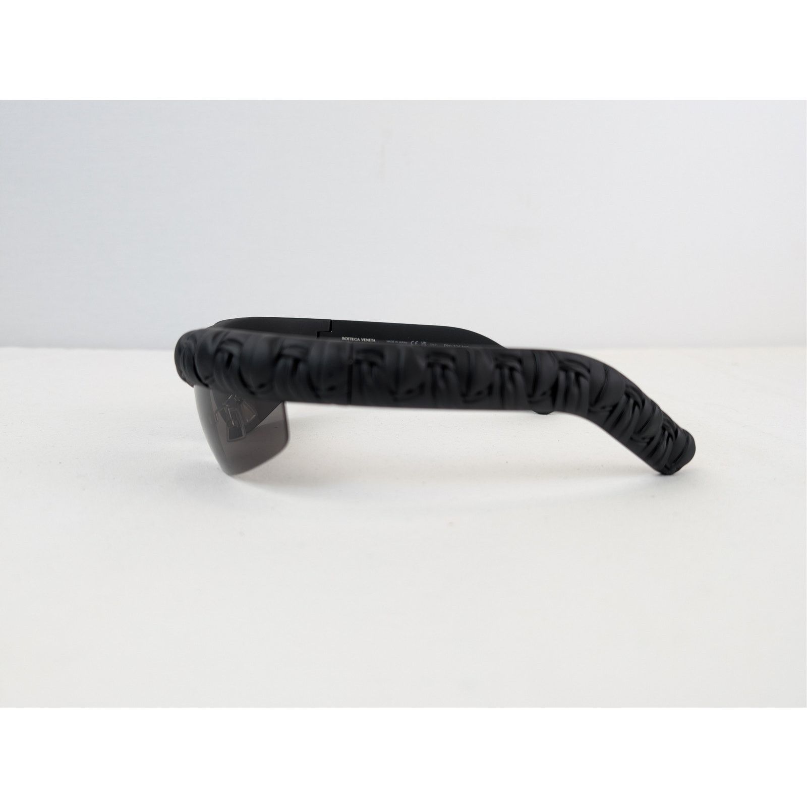 Bottega Veneta o1rshd1 Size: OS / Intrecciato Rim Sunglasses in Black Size ONE SIZE - 5 Thumbnail